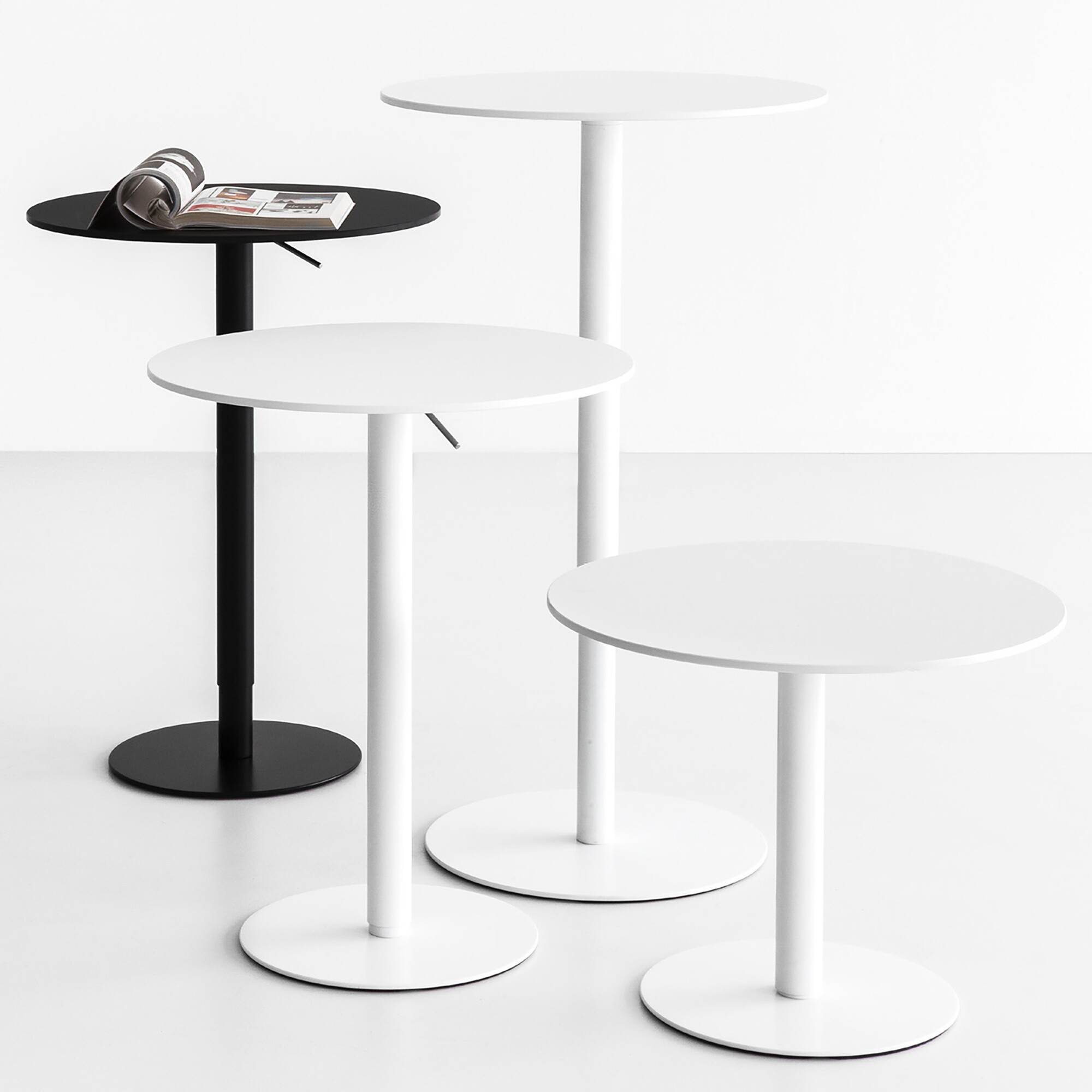 Brio Bistro Table Frame Lacquered 72-102cm