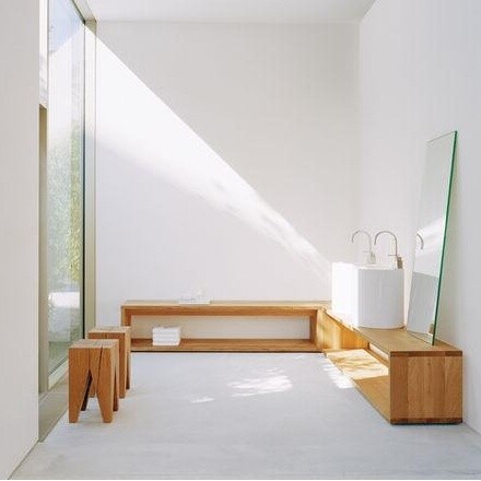 e15 ST04 Backenzahn Side Table