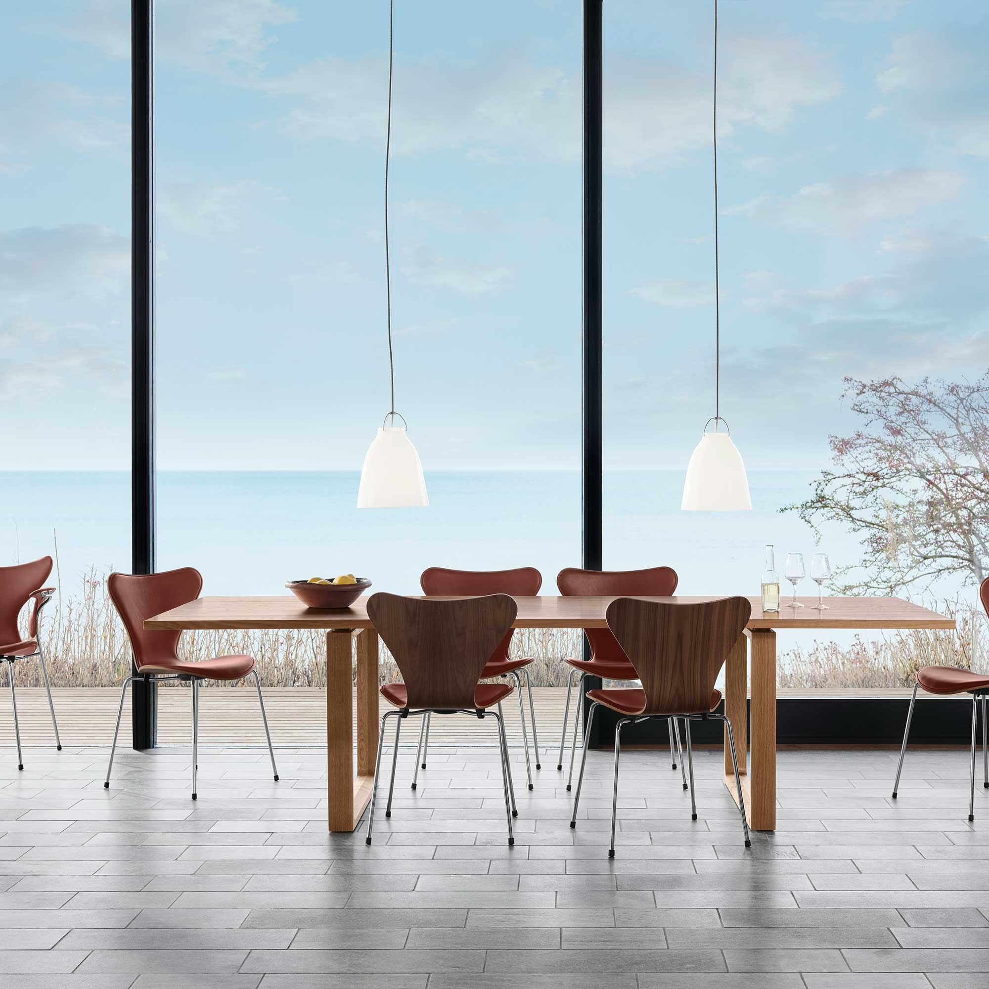 Anniversary Edition 2022 Essay™ CM27 Table 272x100x72cm