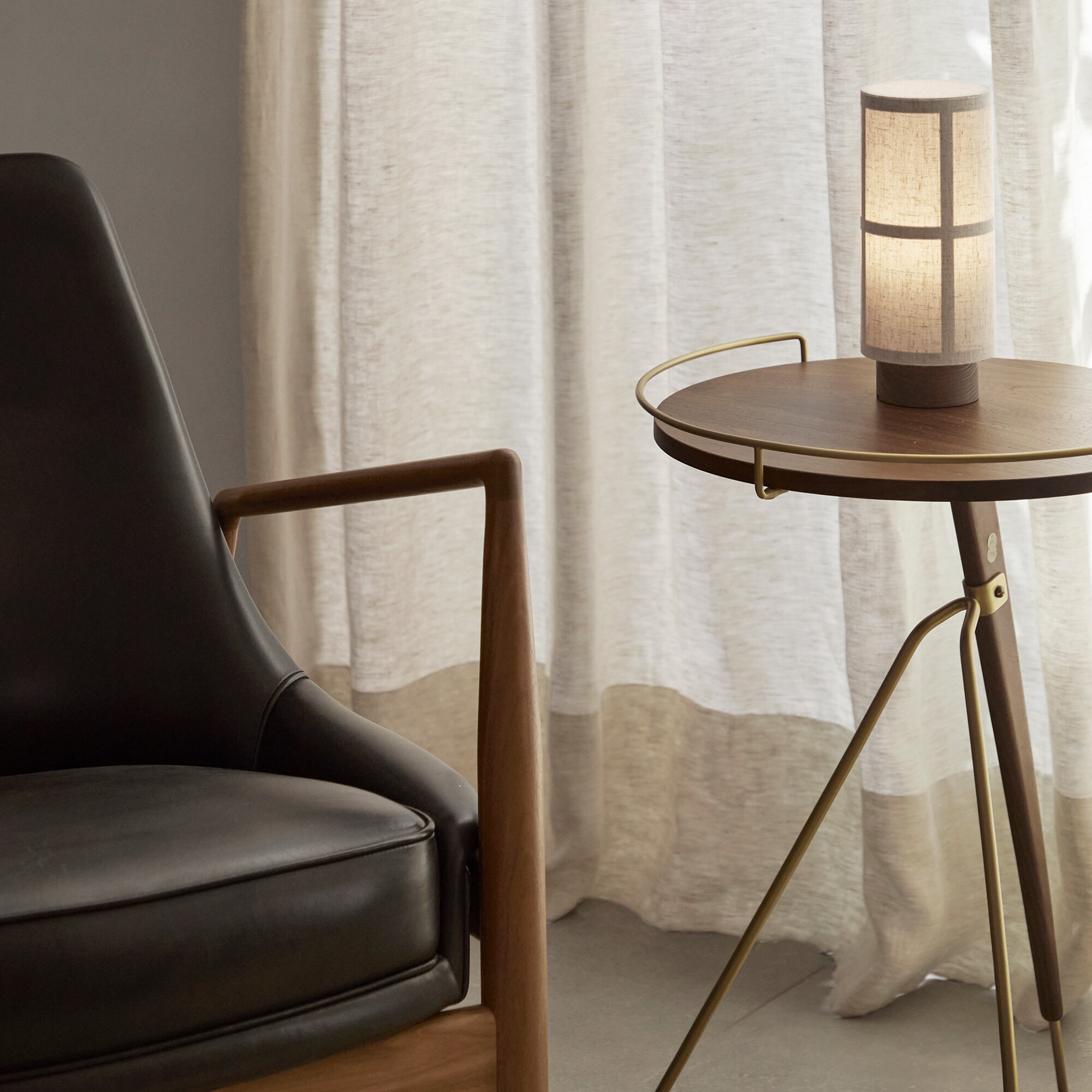 Hashira LED Table Lamp With Battery