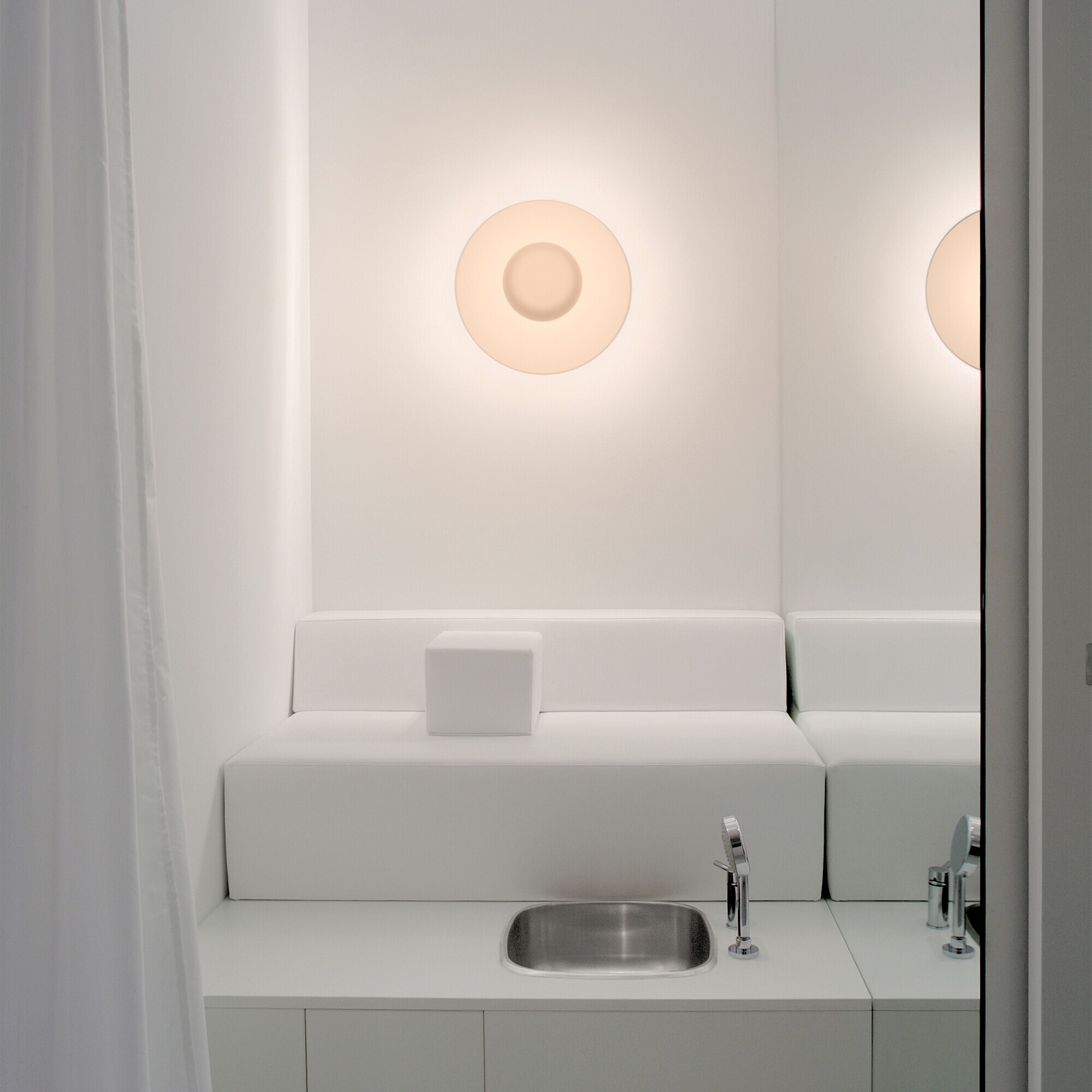 Funnel 2013 LED Wall/ Ceiling Lamp