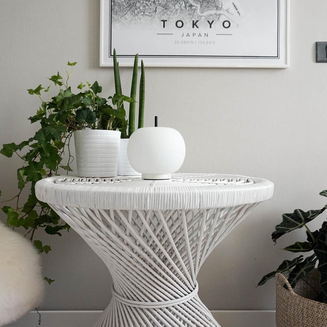 Kushi 16 mobile LED Lamp with Battery