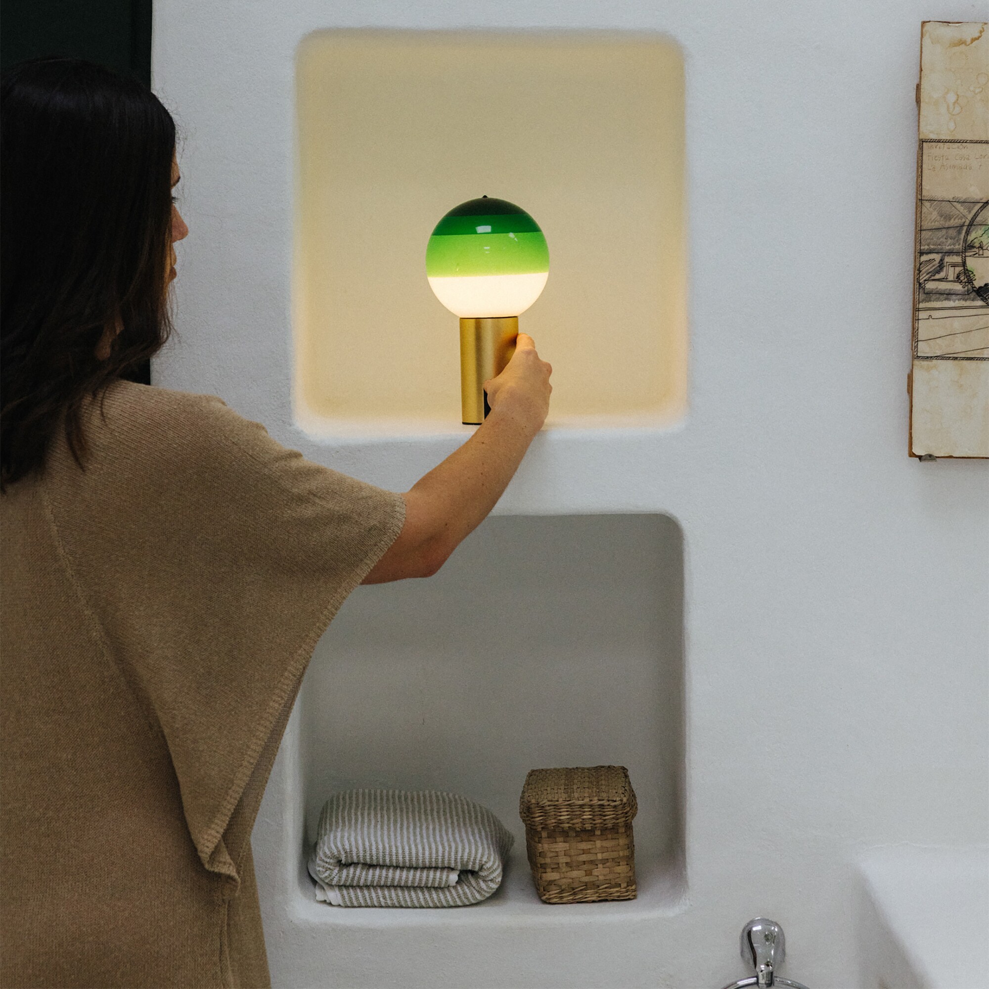 Dipping Light LED Table lamp with battery