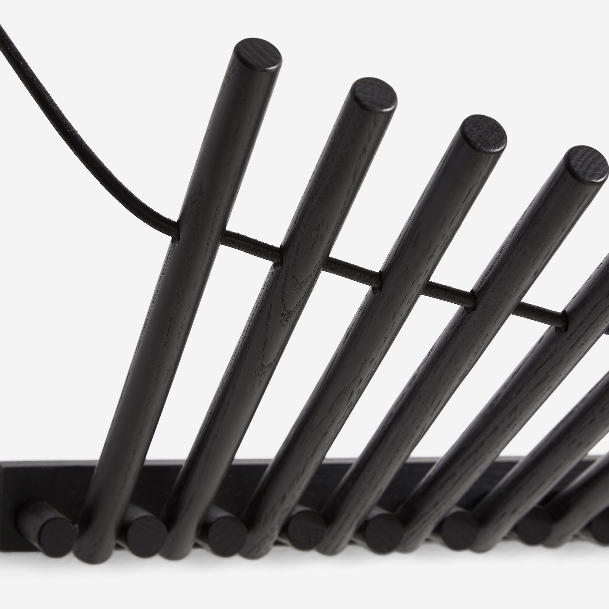 Knaegt Wall Wardrobe