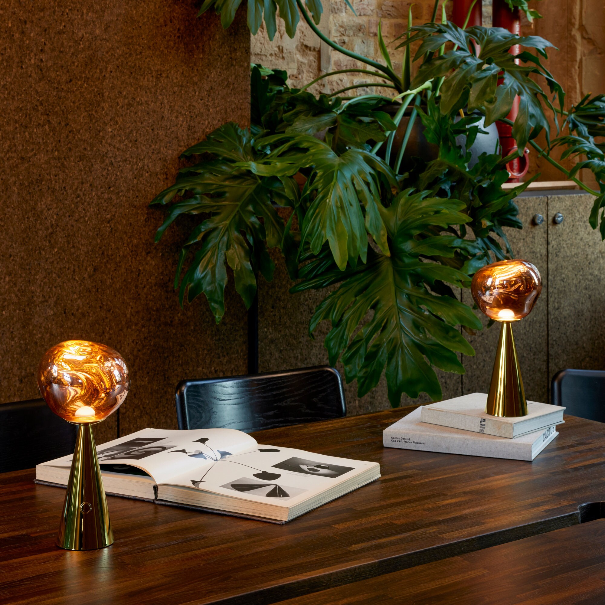 Melt LED Table Lamp with Battery