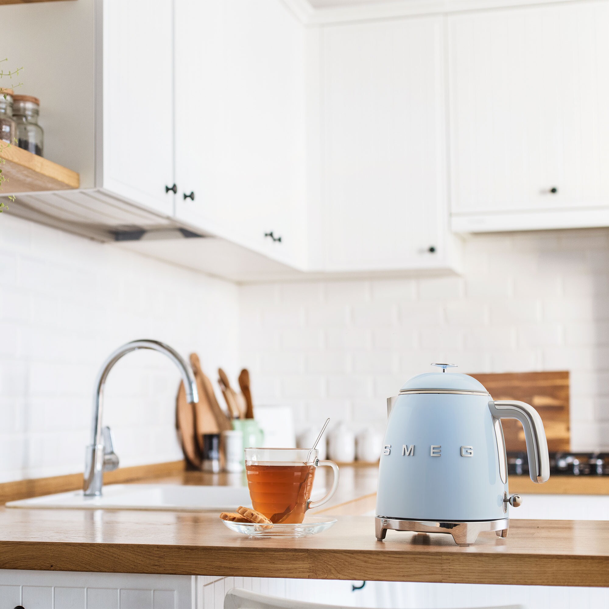 KLF05 Mini Kettle 0.8L