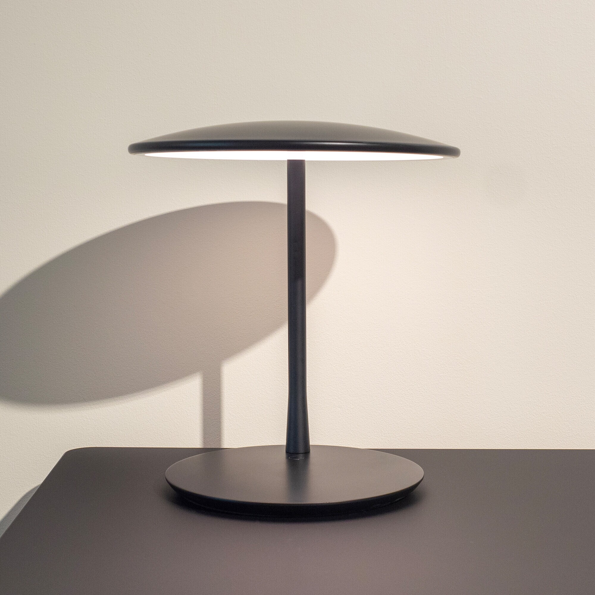 Disc LED Table Lamp