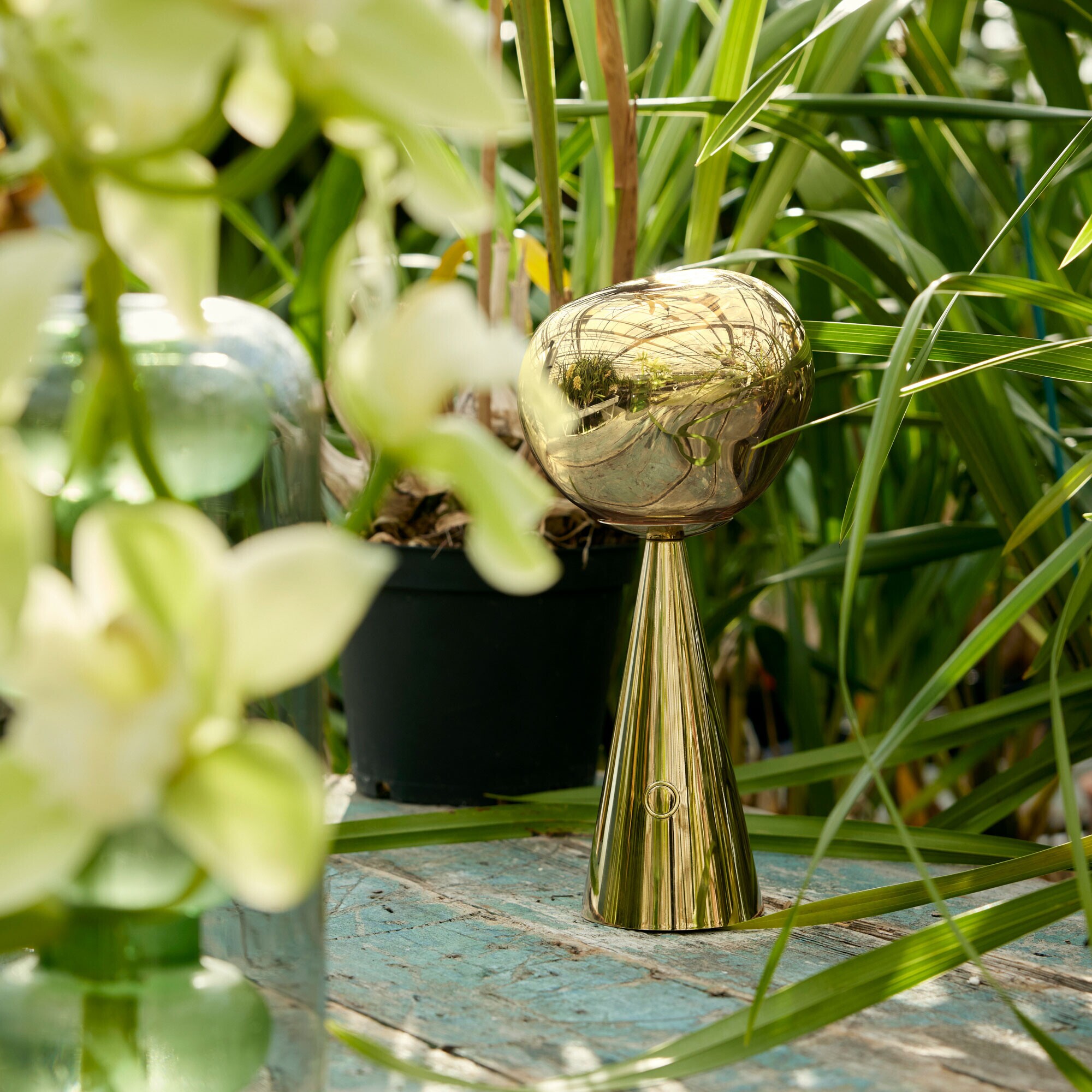 Melt LED Table Lamp with Battery