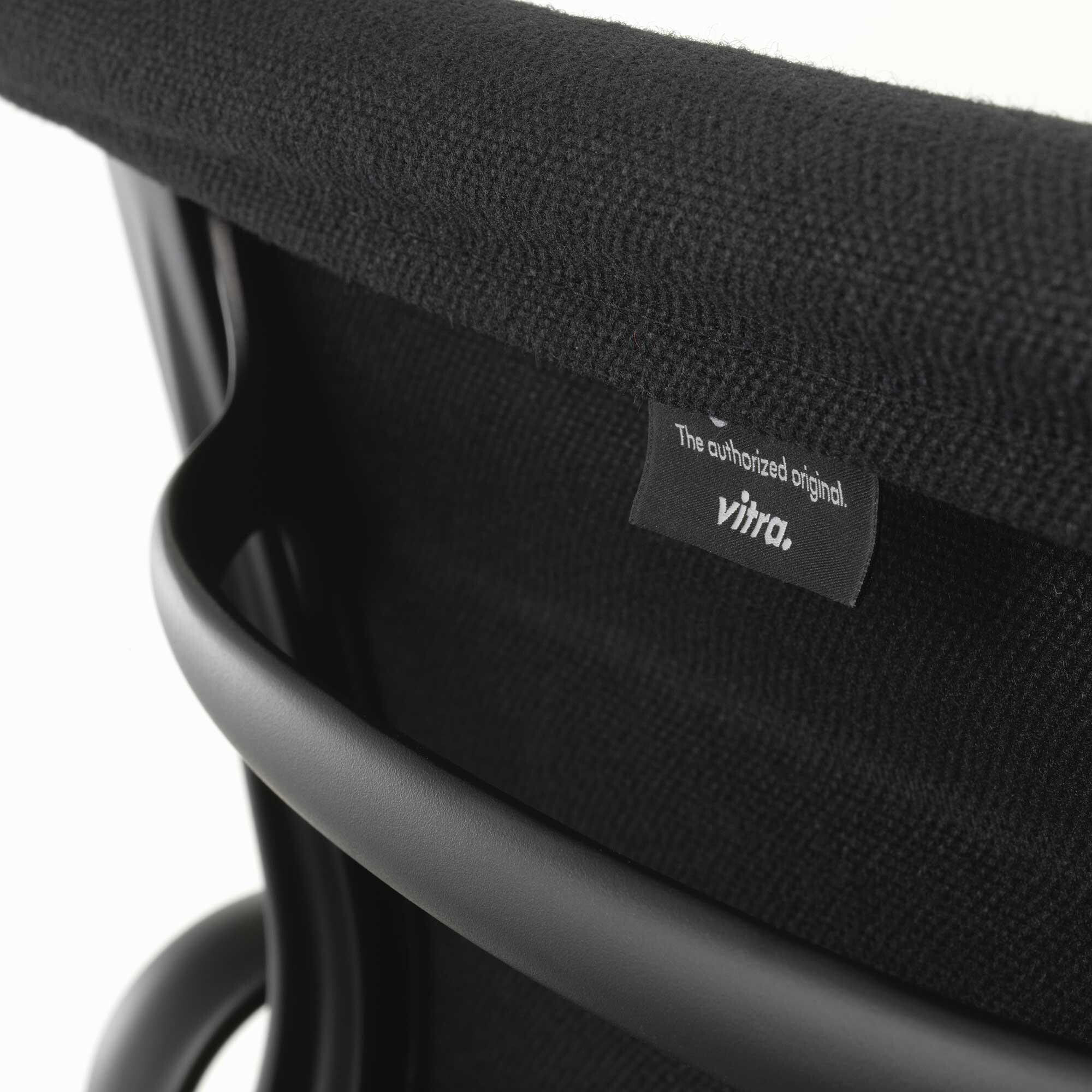 EA 104 Aluminium Chair Black Base