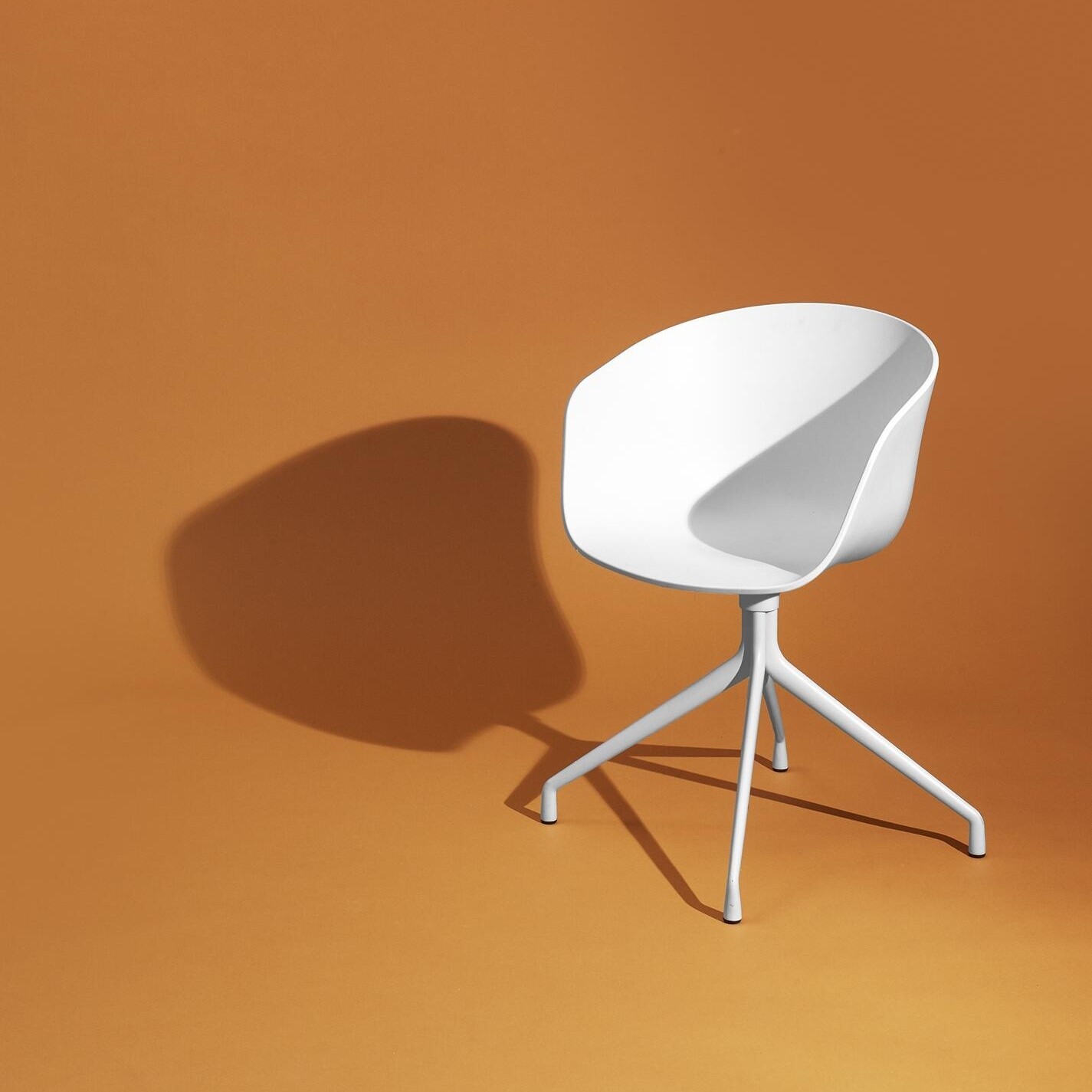 About a Chair AAC 20 2.0 Swivel Chair White Base