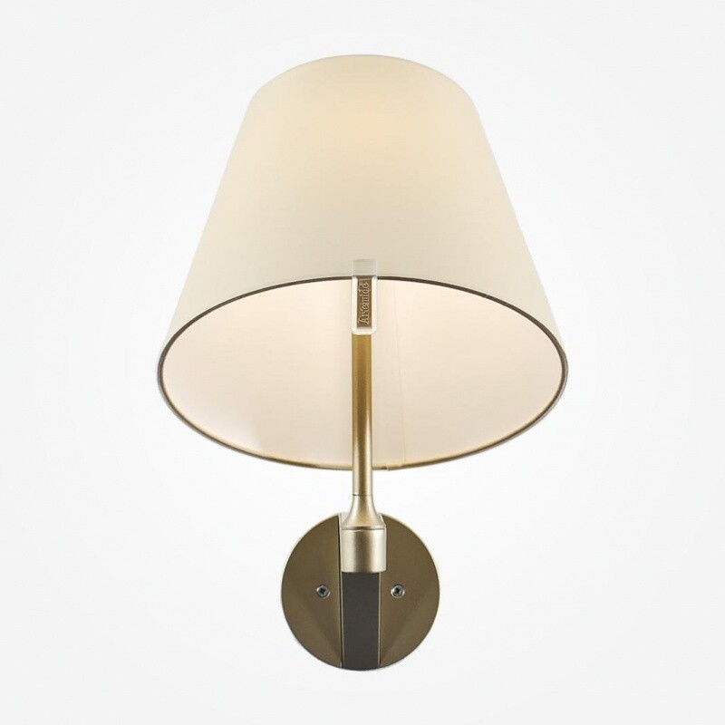Melampo Parete Wall Lamp