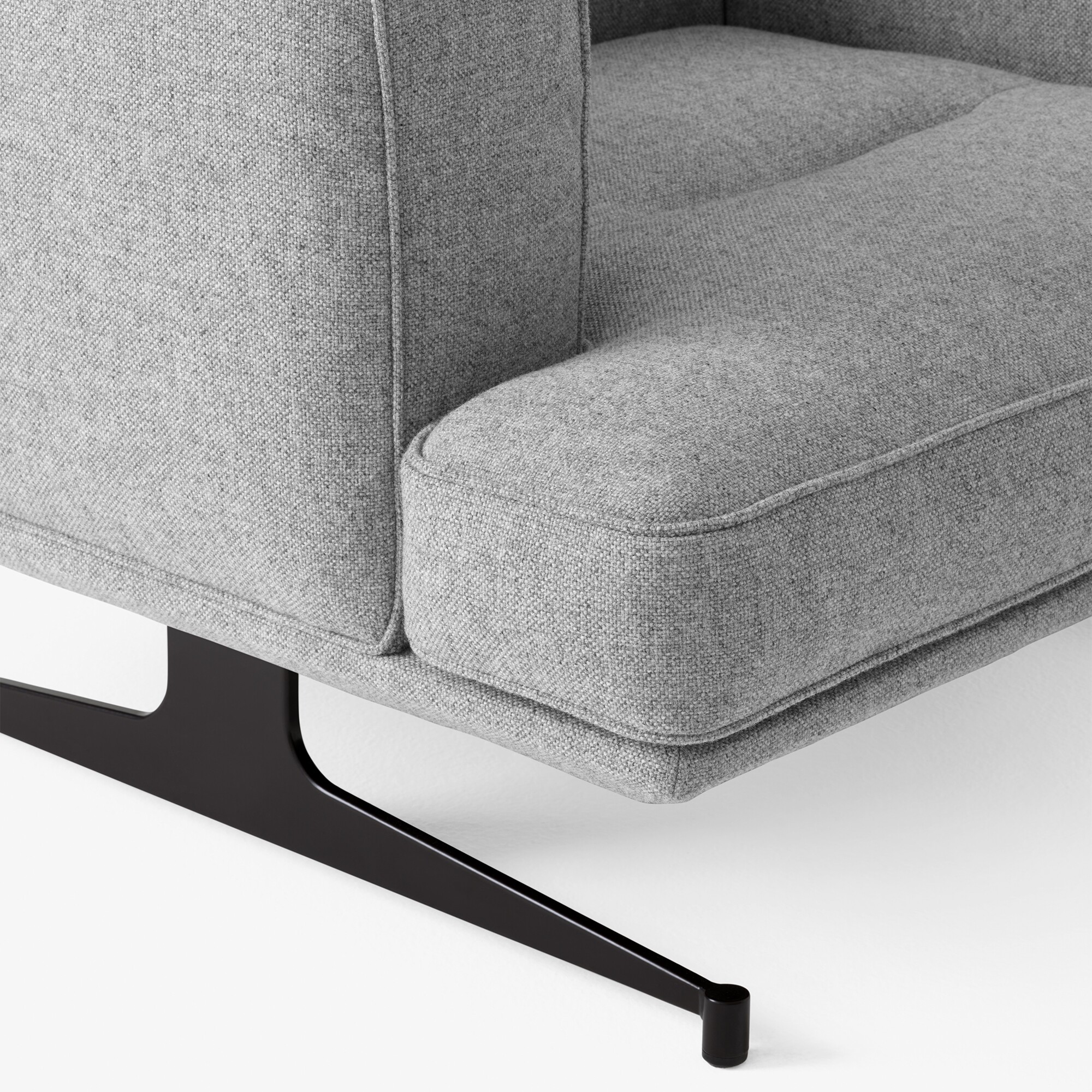 Inland AV21 Lounge Chair