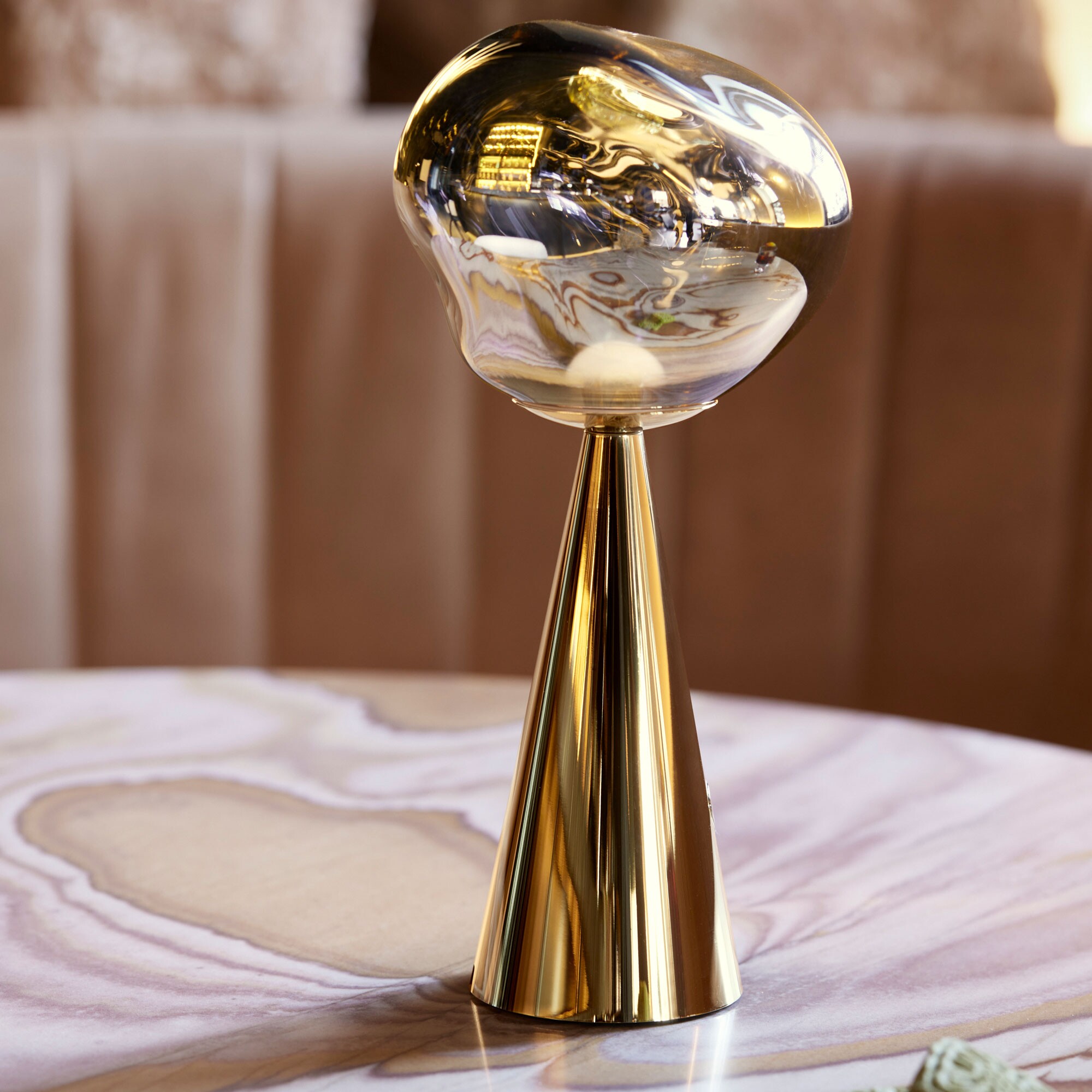 Melt LED Table Lamp with Battery