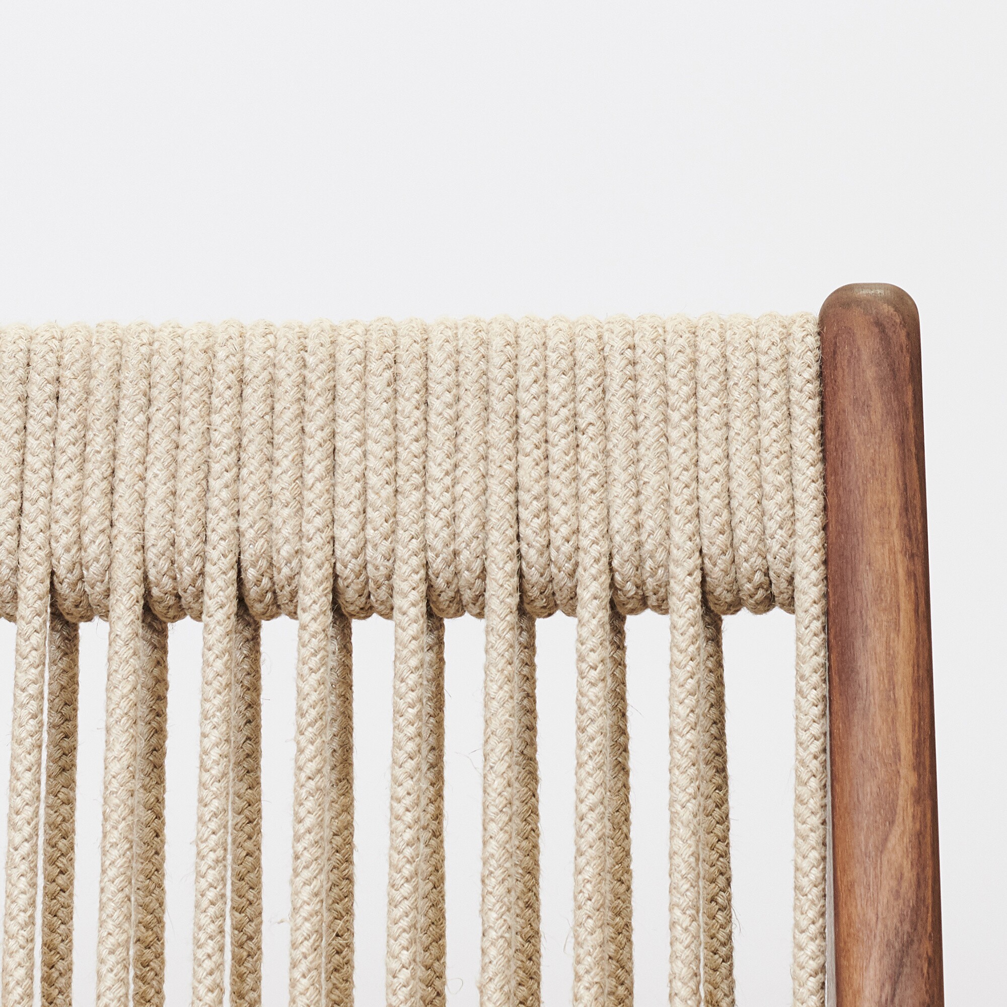 MR01 Initial Lounge Garden Chair