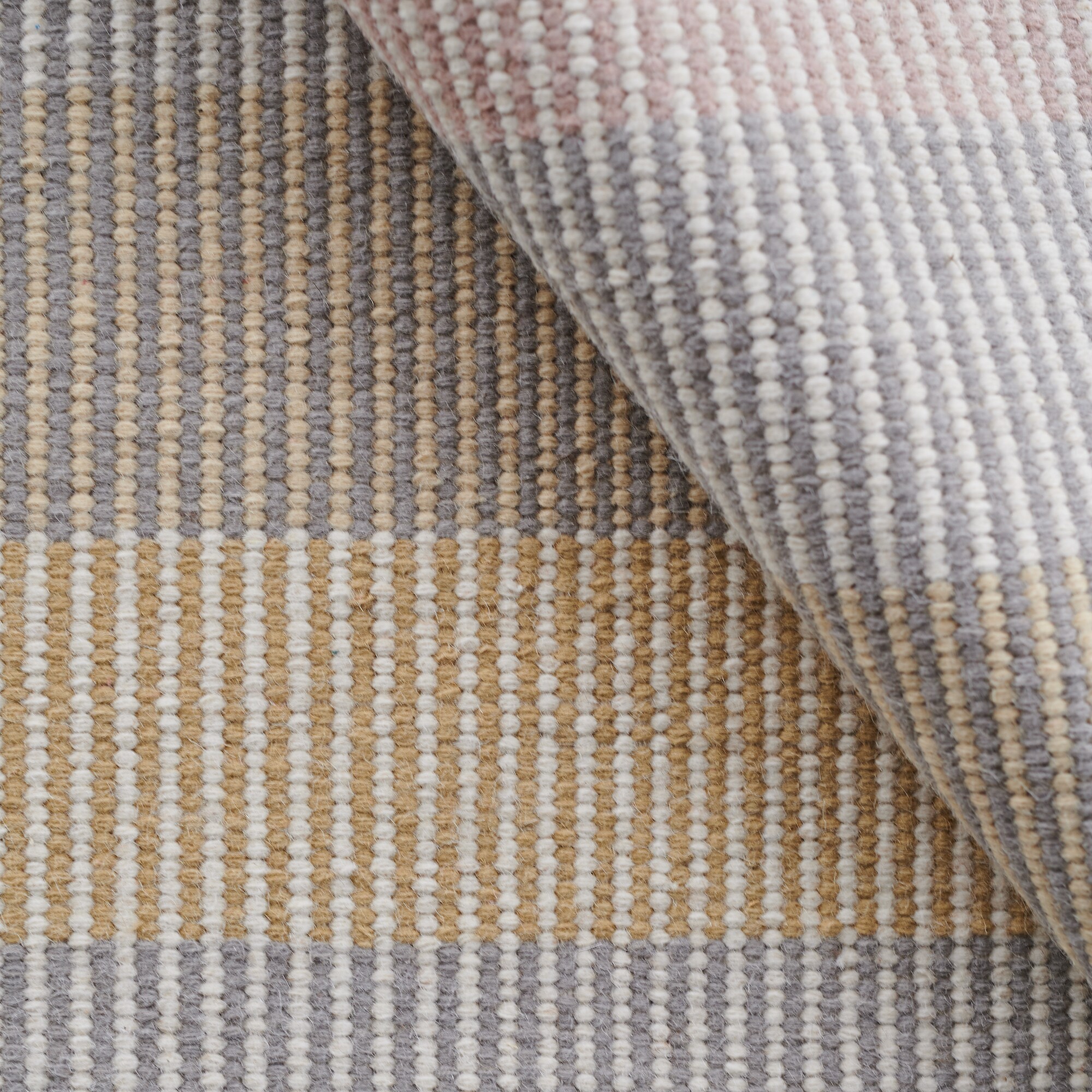 Devise Wool Rug 170x240cm