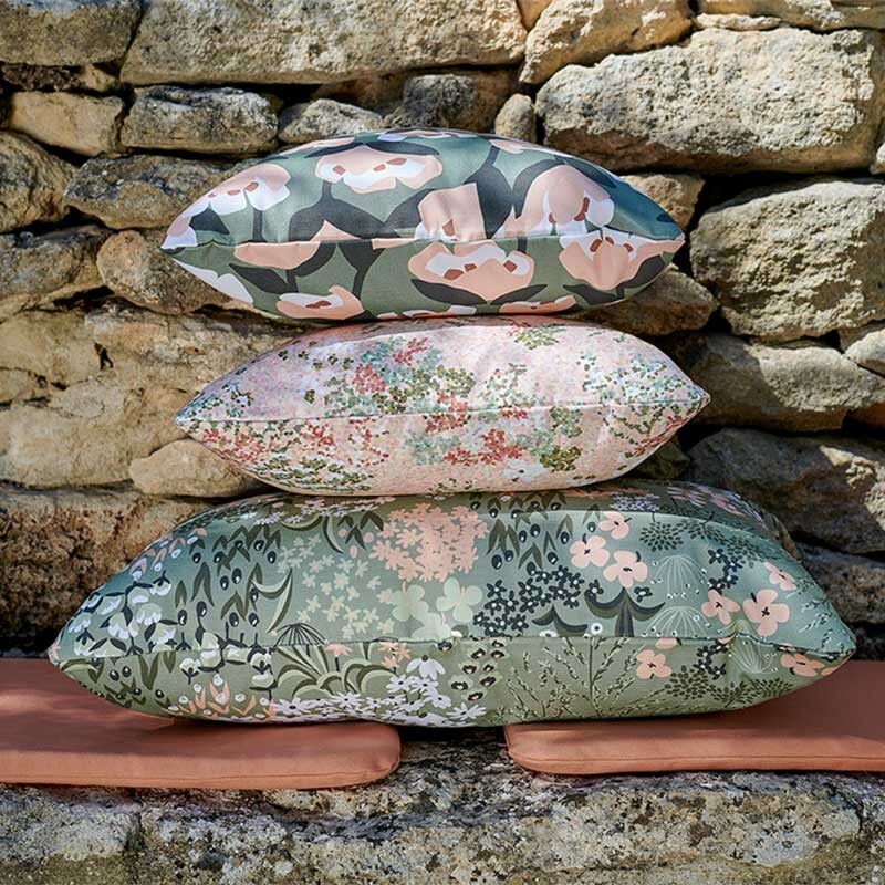 Bouquet Sauvage Pixels Outdoor Cushion 44x44cm