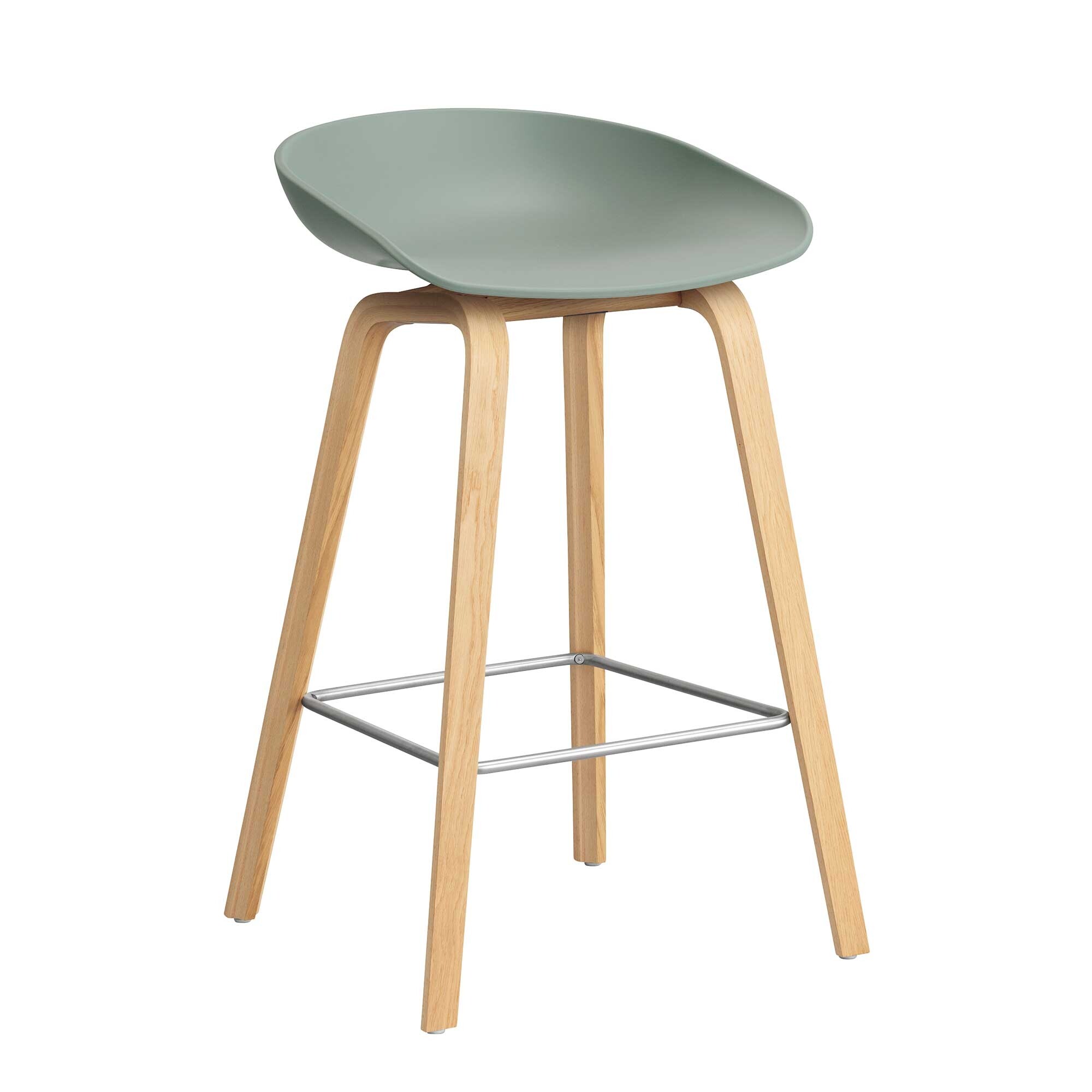 AAS 32 2.0 Bar Stool Low Lacquered Oak