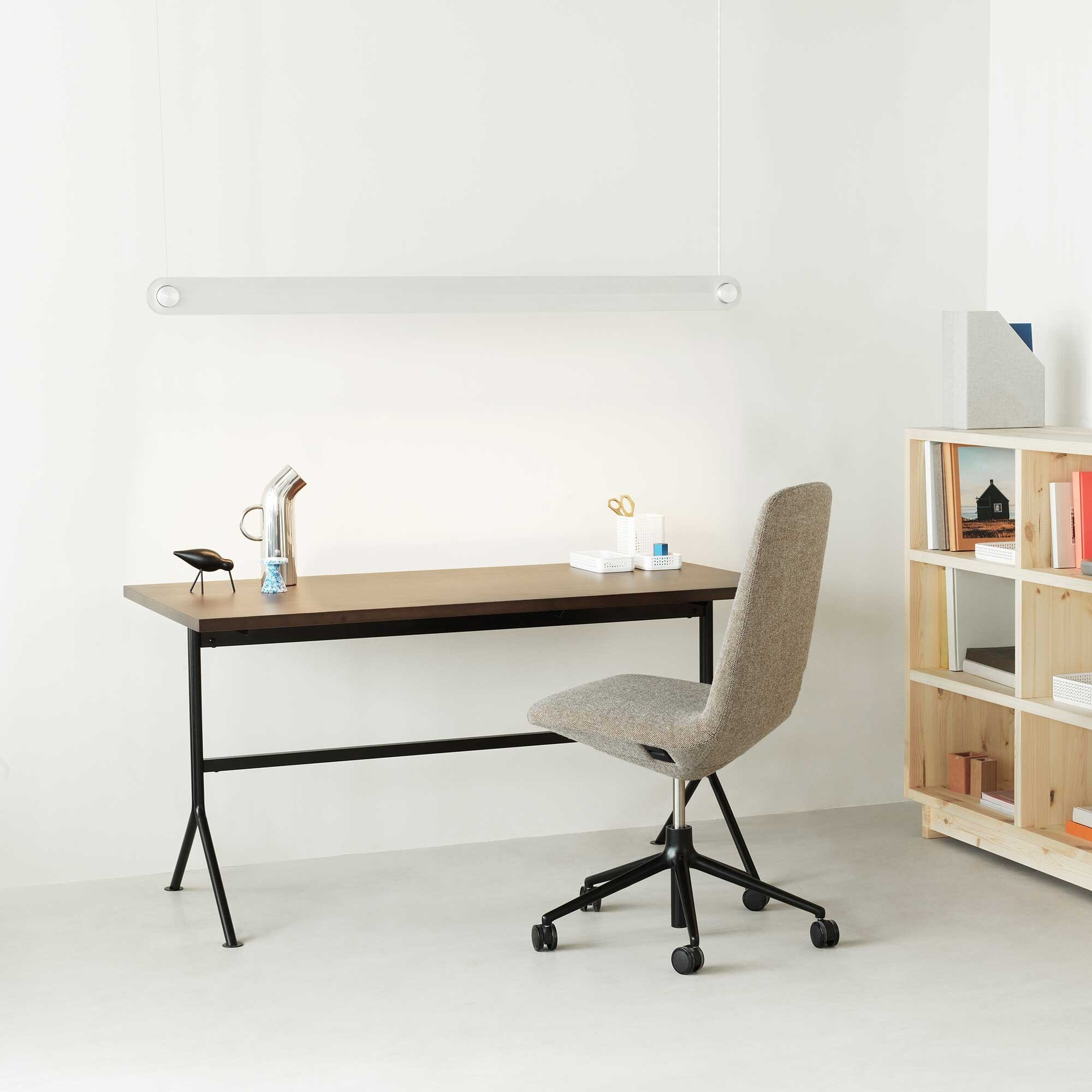 Kip Desk Grey Base