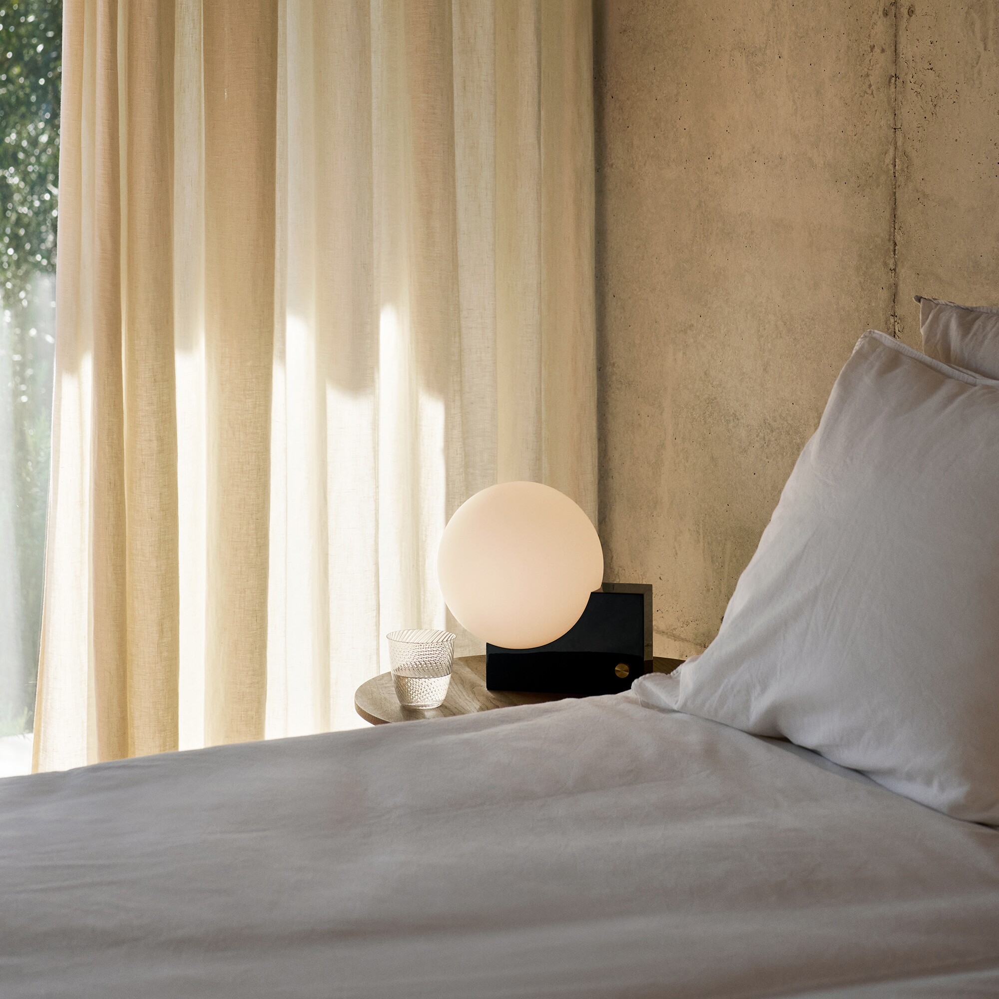 Journey SHY1 LED Table /Wall Lamp