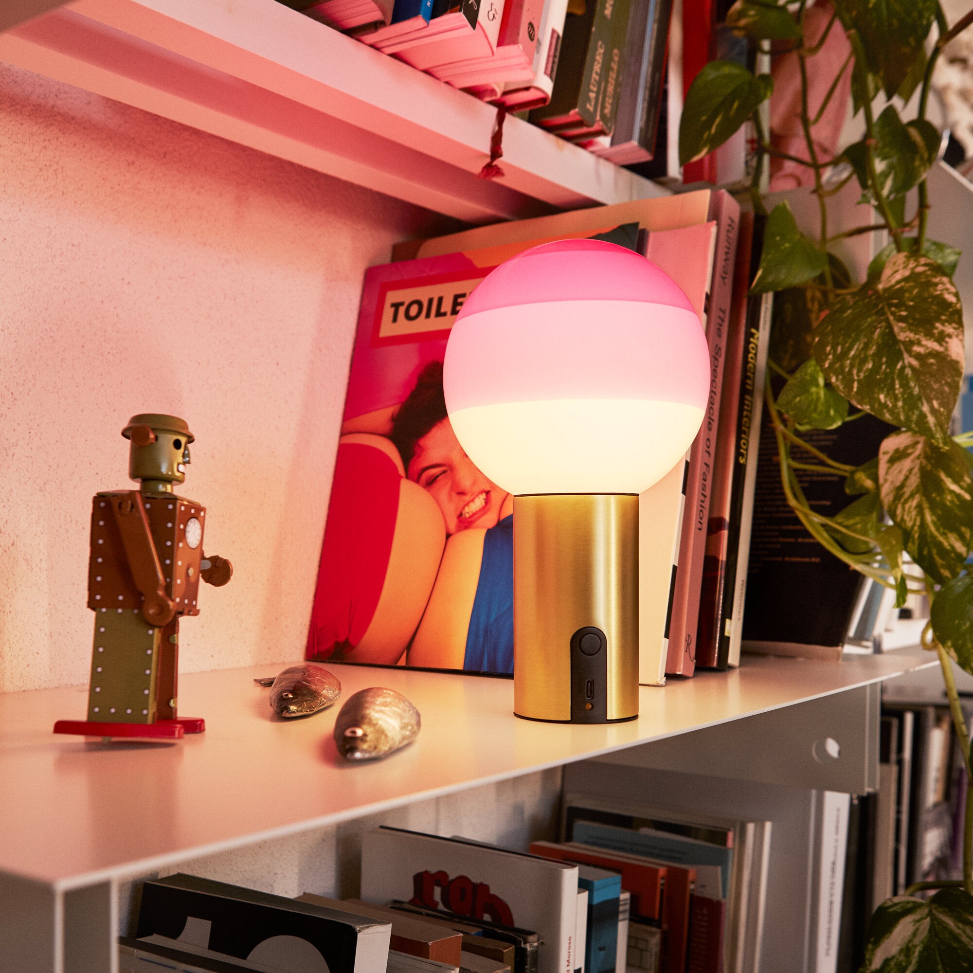 Dipping Light LED Table lamp with battery