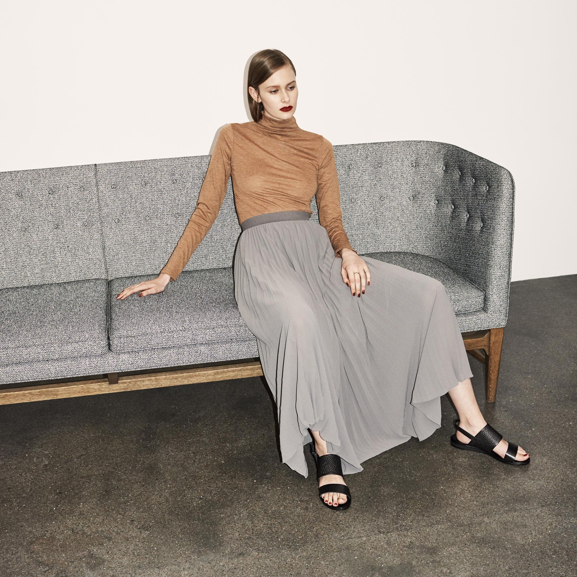 Mayor AJ5 3-Seater Sofa Oak Base