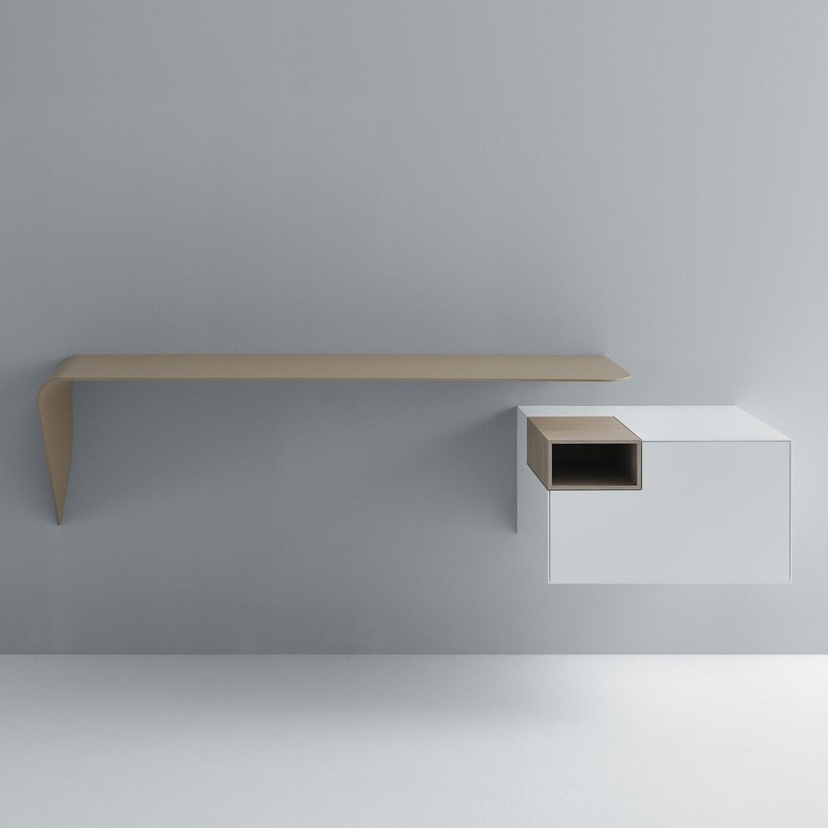 Mamba Light Wall Shelf