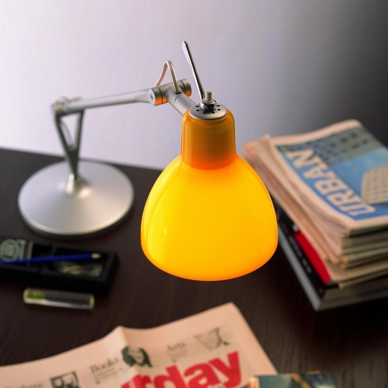 Luxy T1 Table Lamp