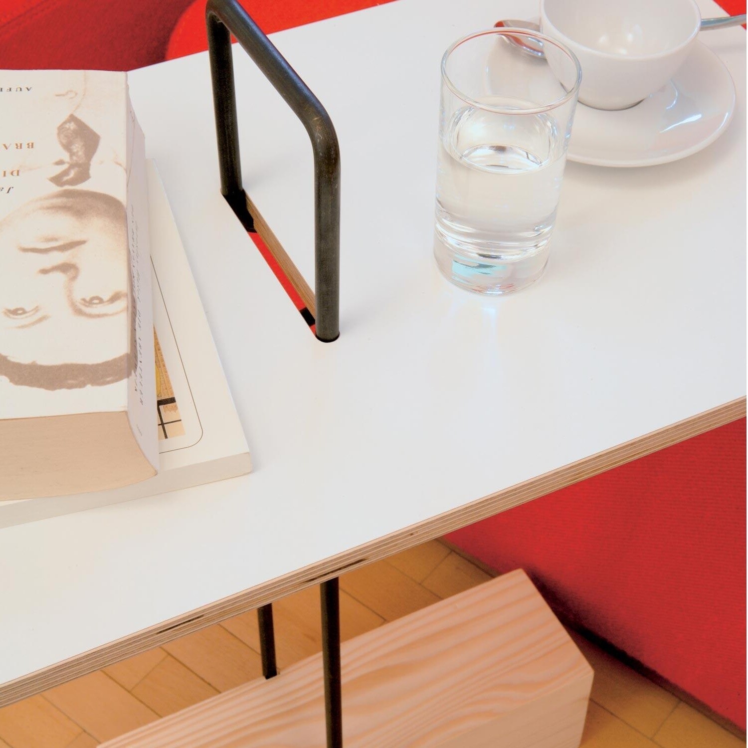 Moormann Abgemahnt Side Table