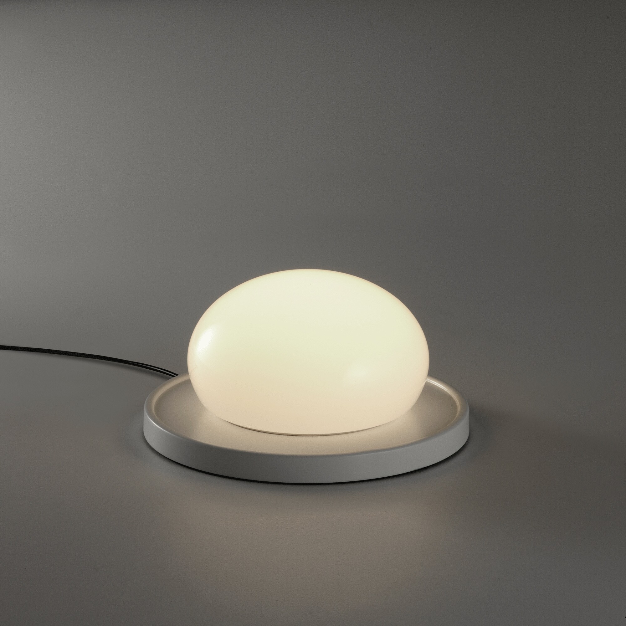 Bolita LED Table Lamp