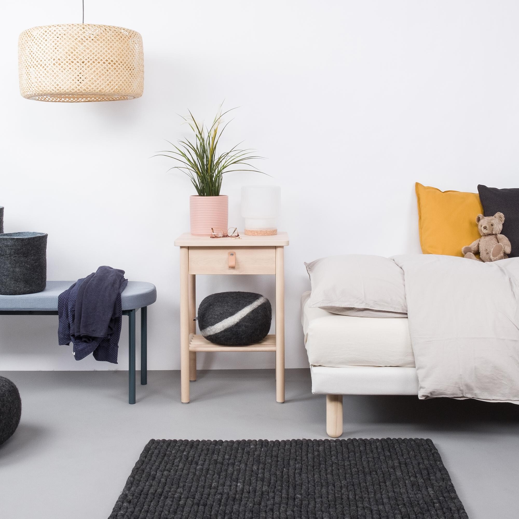 Hugo Felt Ball Rug rectangular