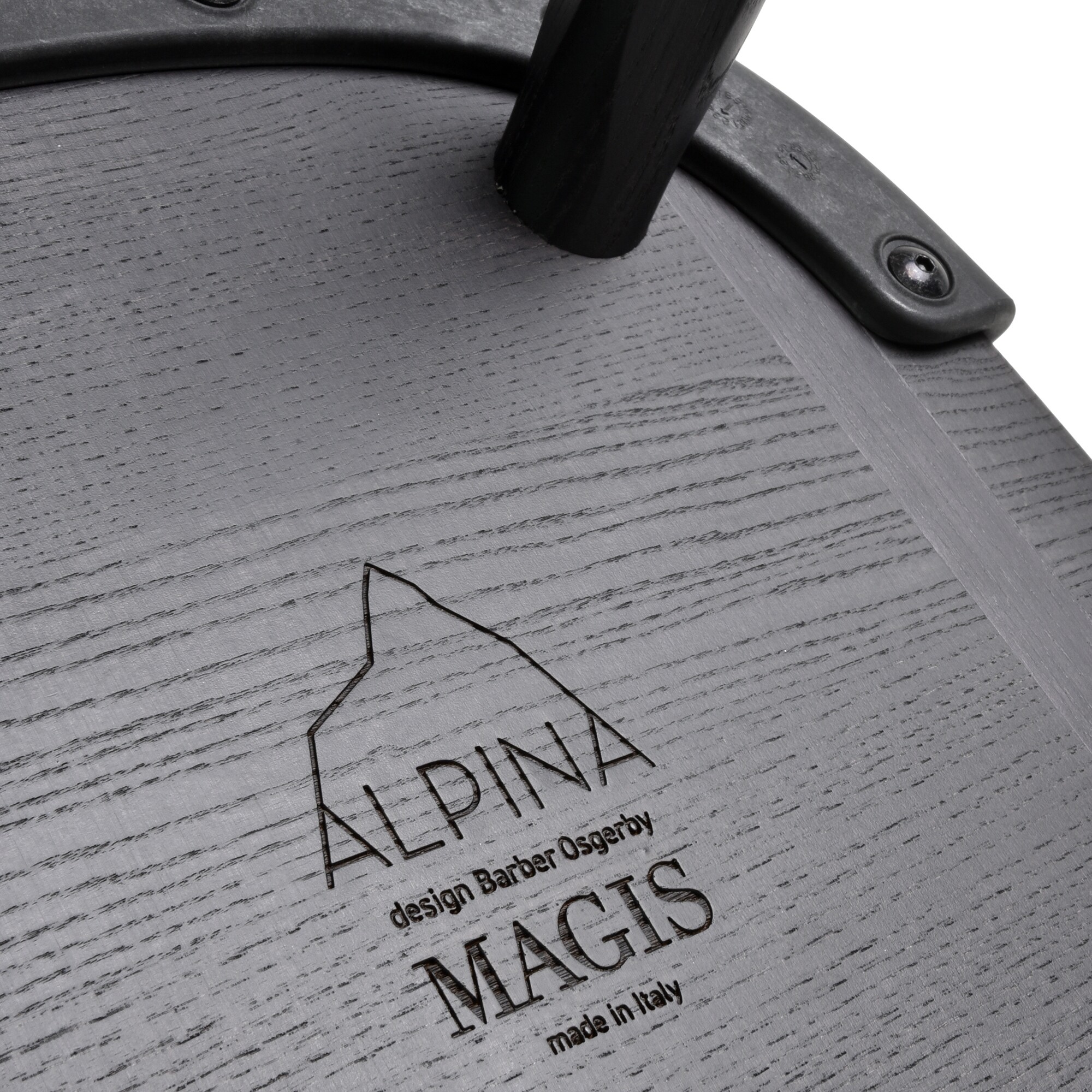 Alpina Chair