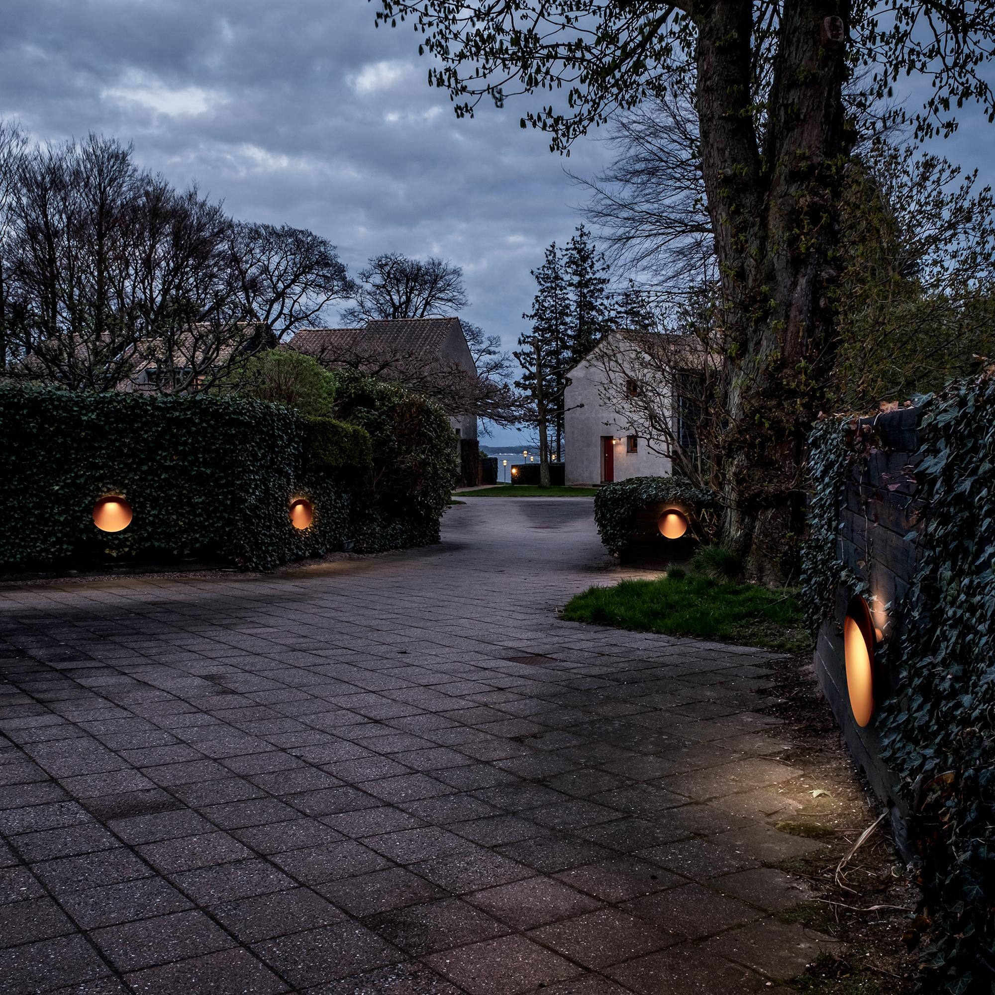 Flindt LED Wall Lamp In/Outdoor