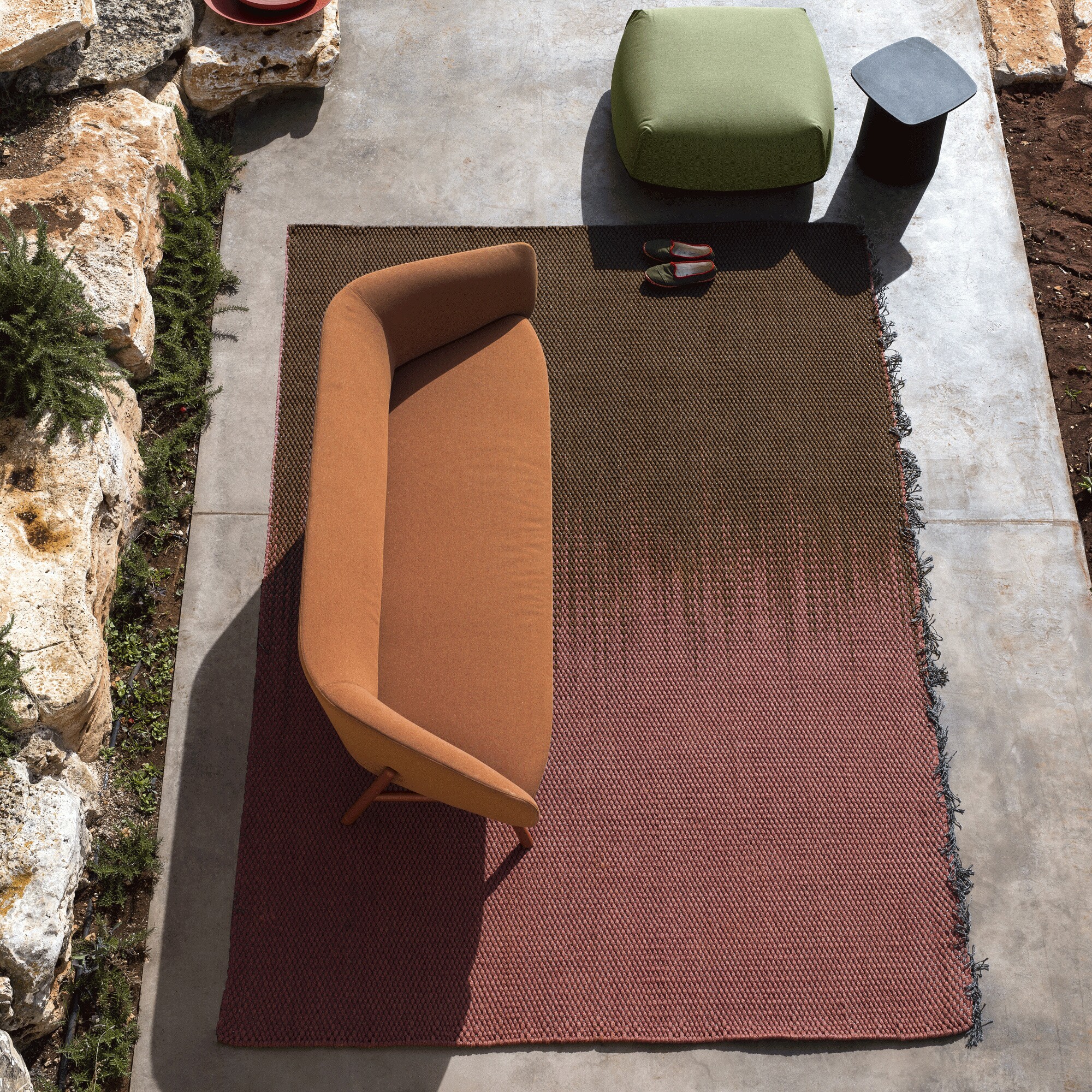 Mustache Outdoor Rug 200x300cm