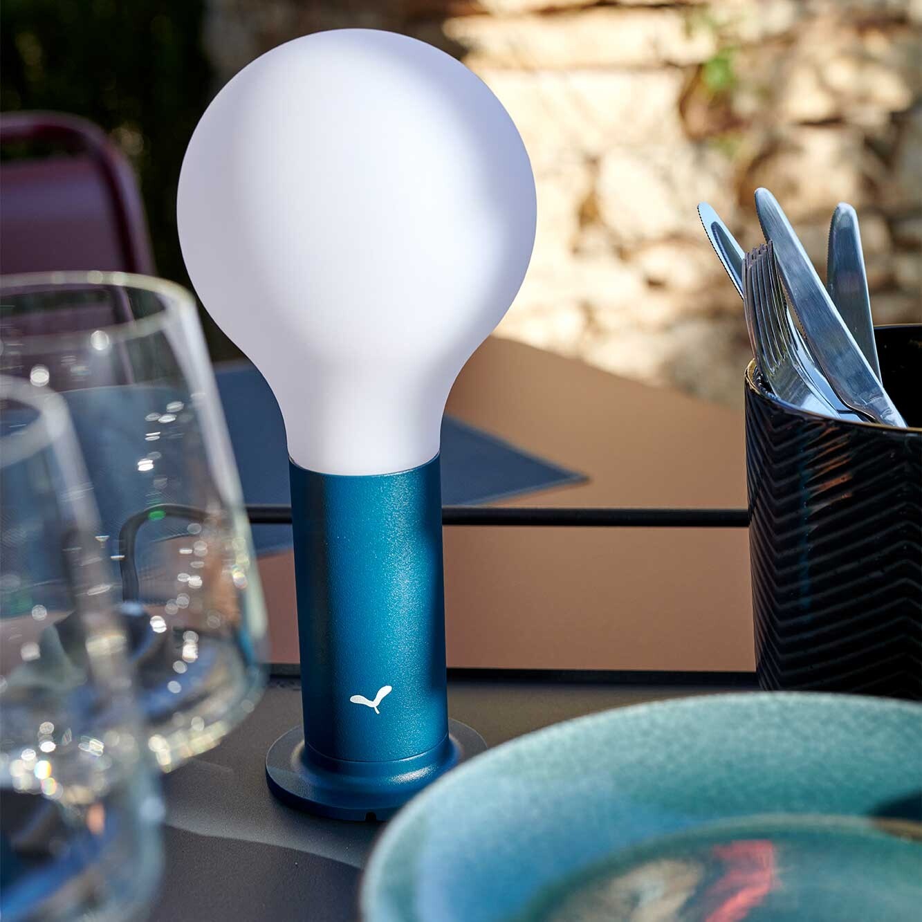 Aplô LED Lamp with Battery