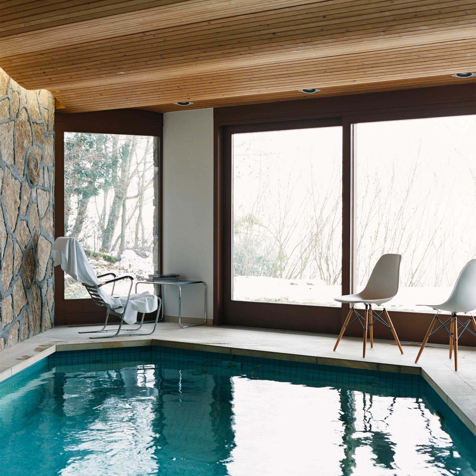 Eames Plastic Side Chair DSW RE Golden Maple