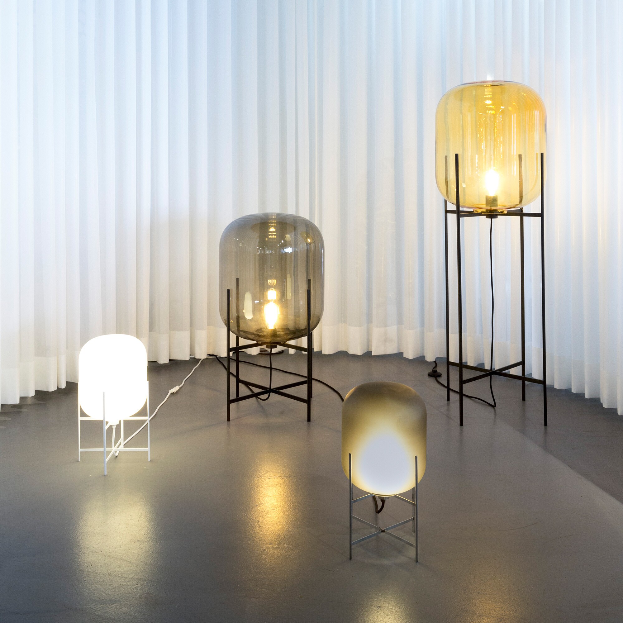 Oda Medium Floor Lamp Frame Black