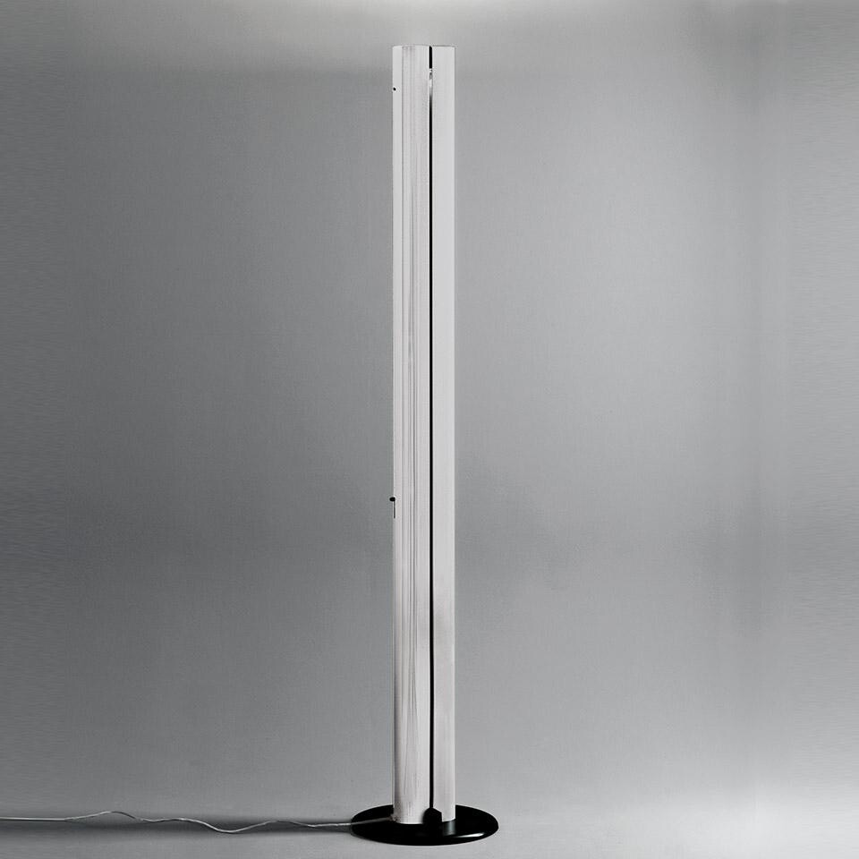 Megaron LED Floor Lamp