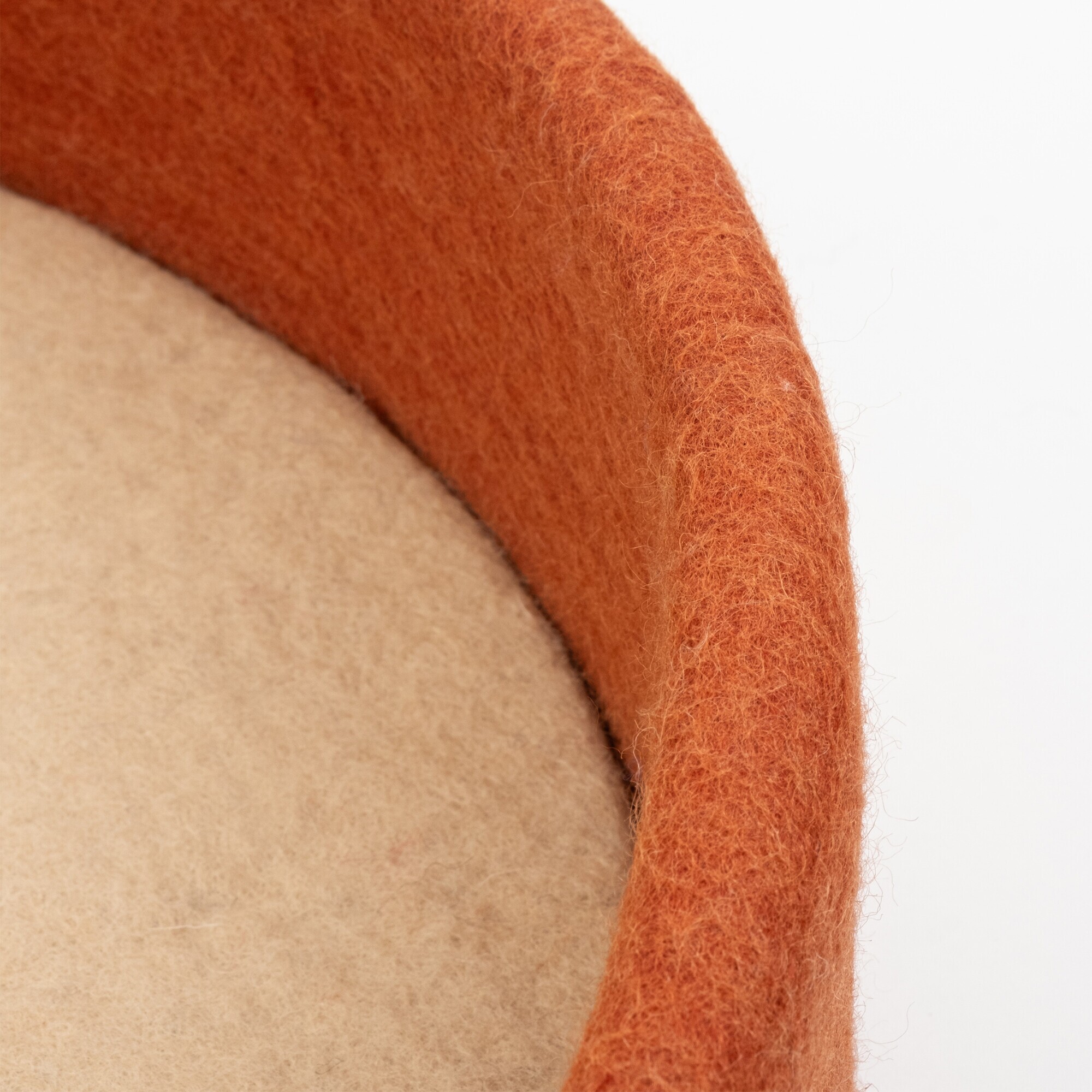 Lora Dog Basket Ø 40cm