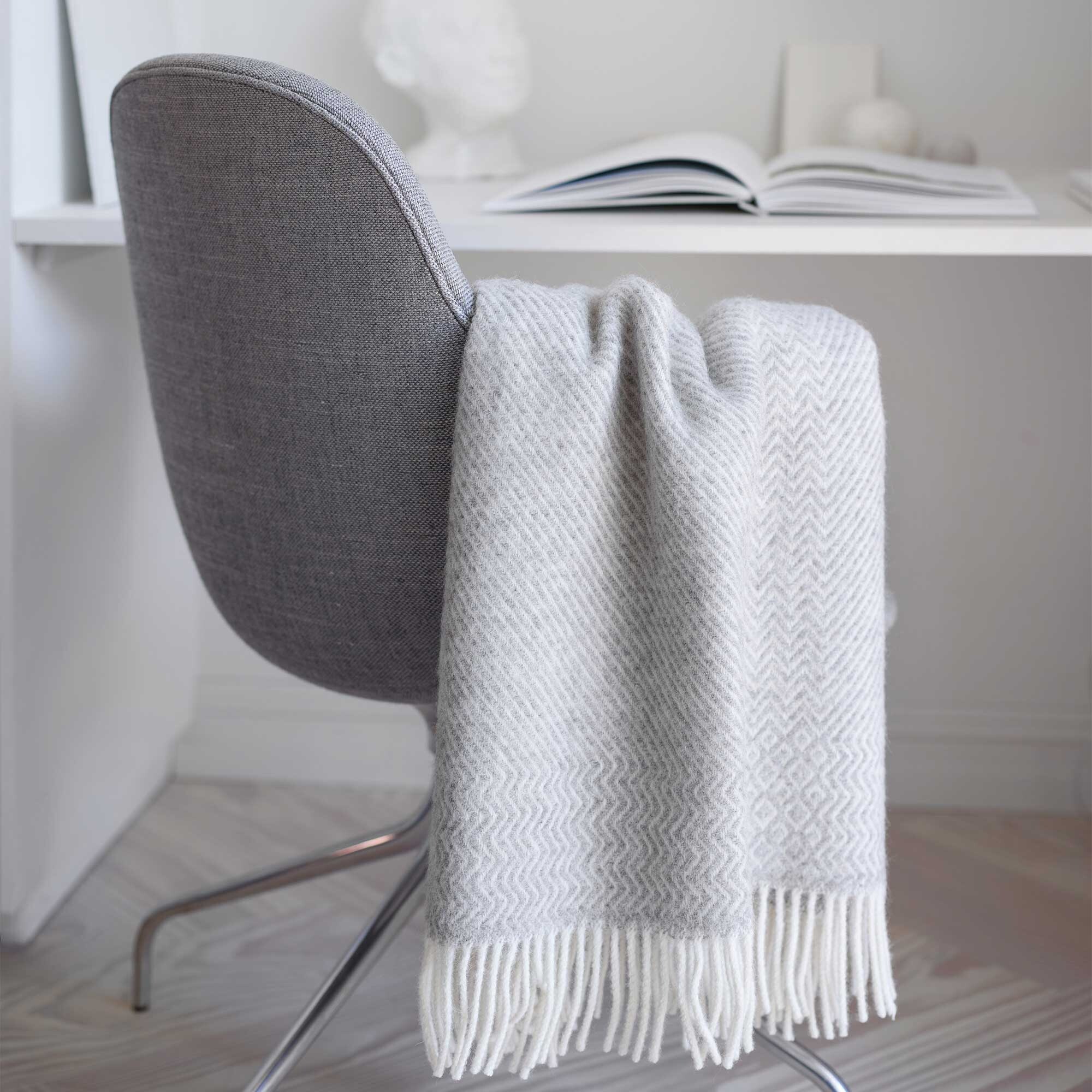 Kattefot Plaid/Throw 140x220cm