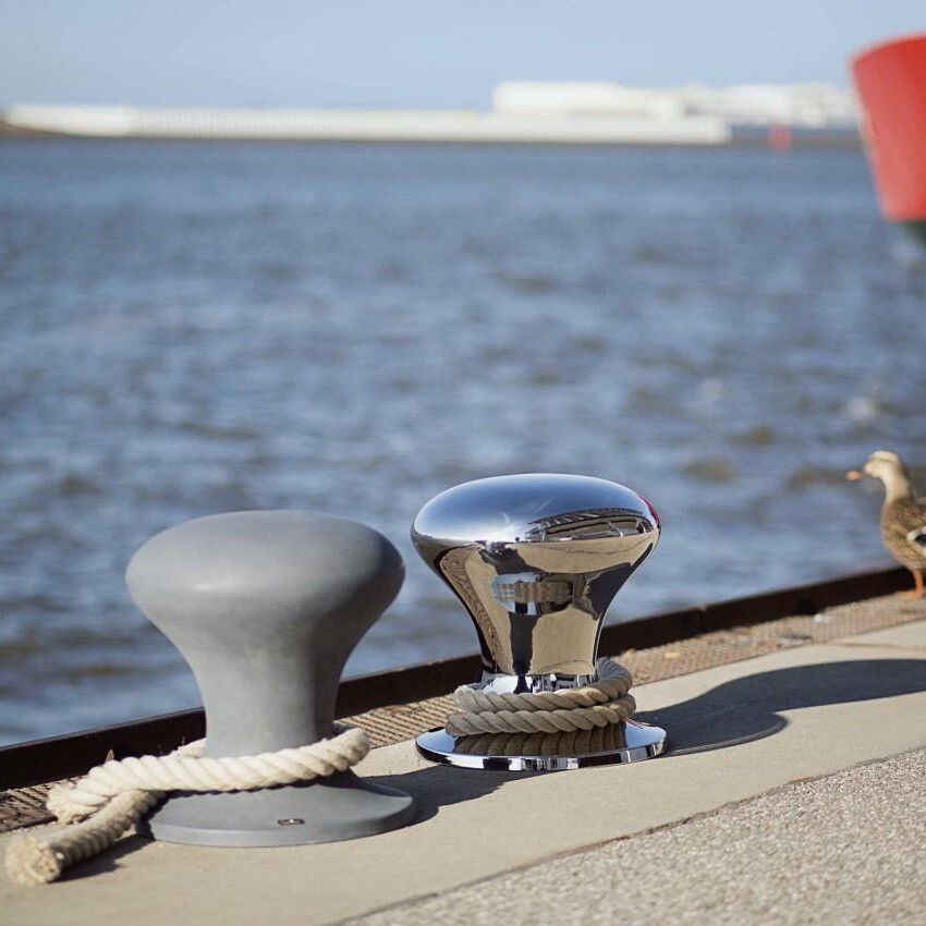 Hamburger Stool with Sail Rope