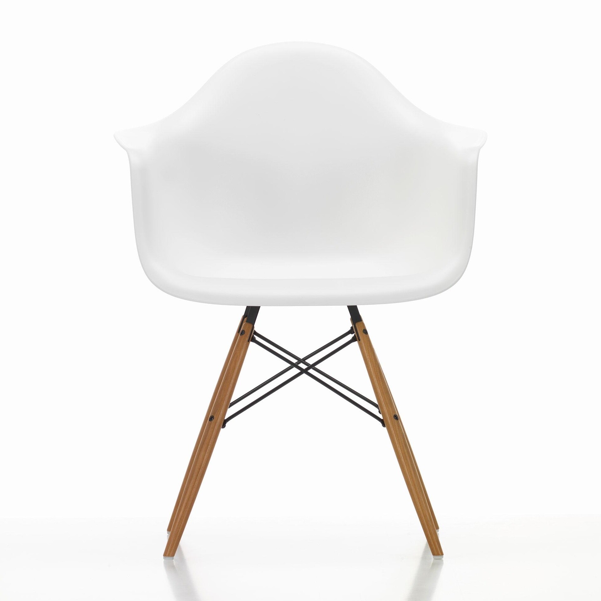 Eames Plastic Armchair DAW Ash Base