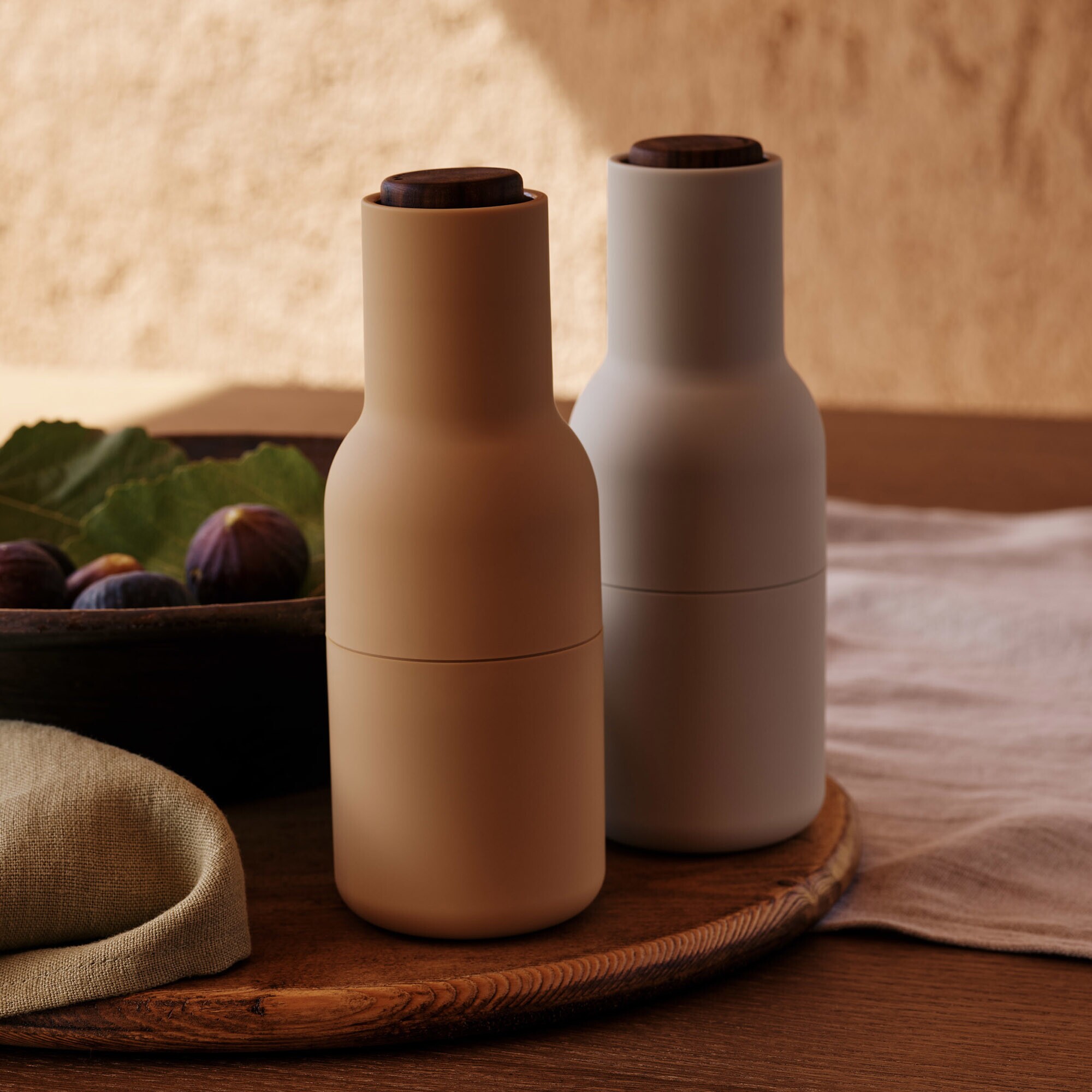 Bottle Grinder Set of 2 With Walnut Lid