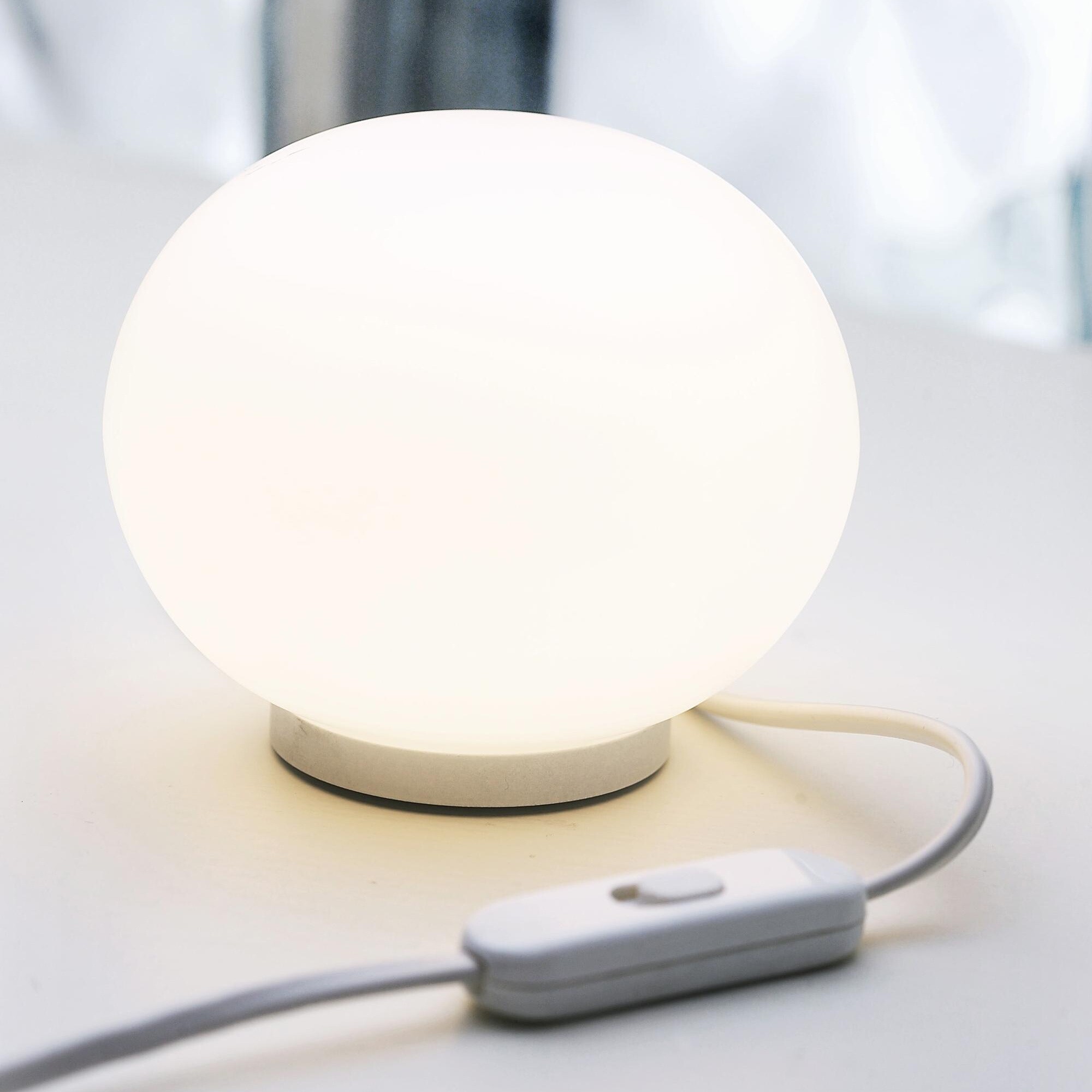 Mini Glo Ball T Table Lamp