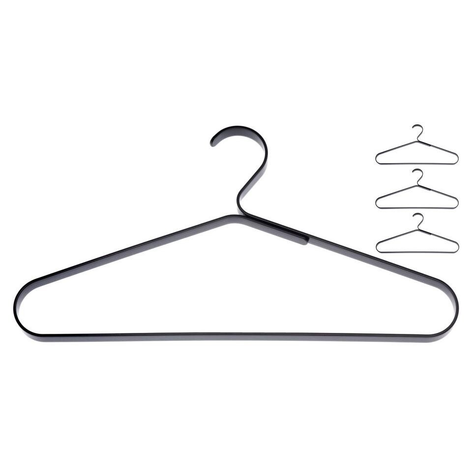 0118  Coat Hanger Set Of 4