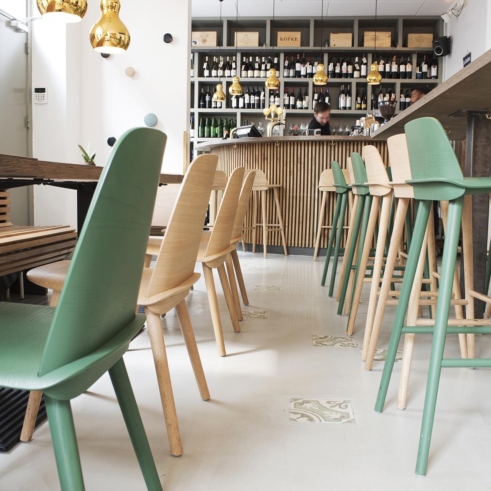 Muuto Nerd Bar Stool 65