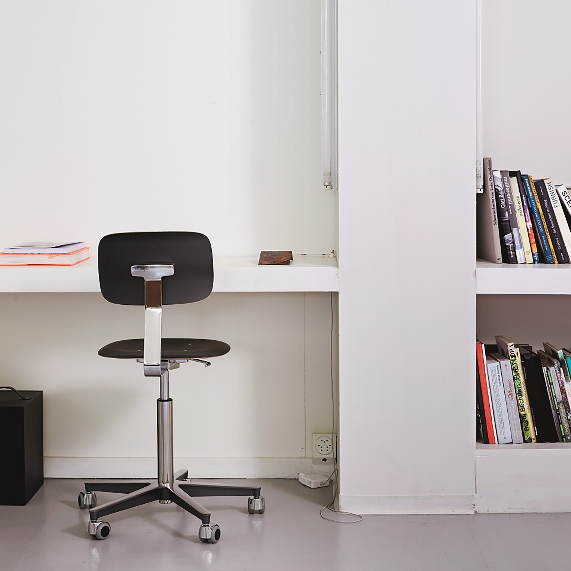 Atelier Model 2100 Office Chair