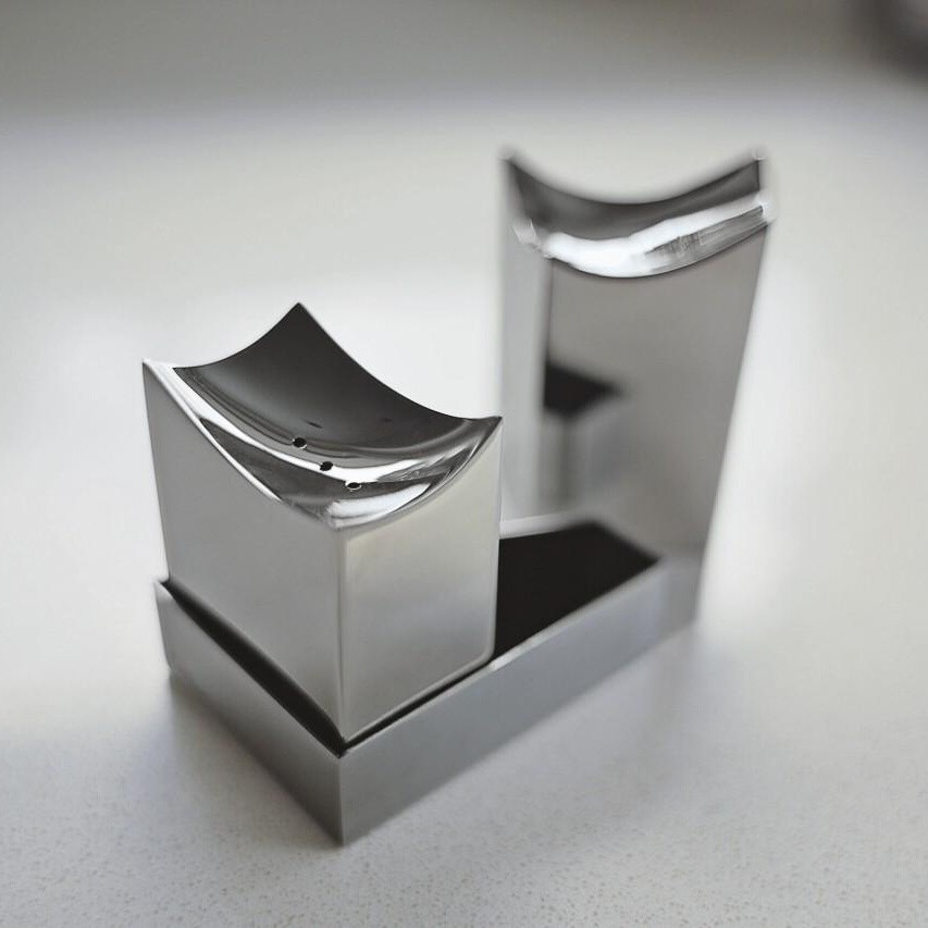 Elbphilharmonie Salt and Pepper Shaker