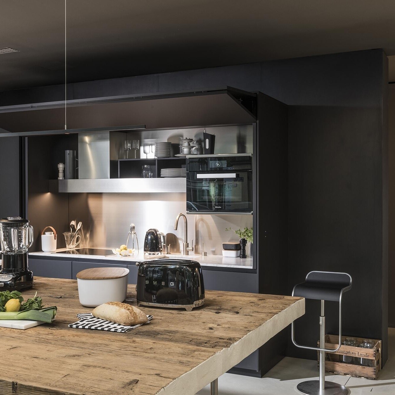 LEM S80 Bar Stool Seat Laminate 66-79cm