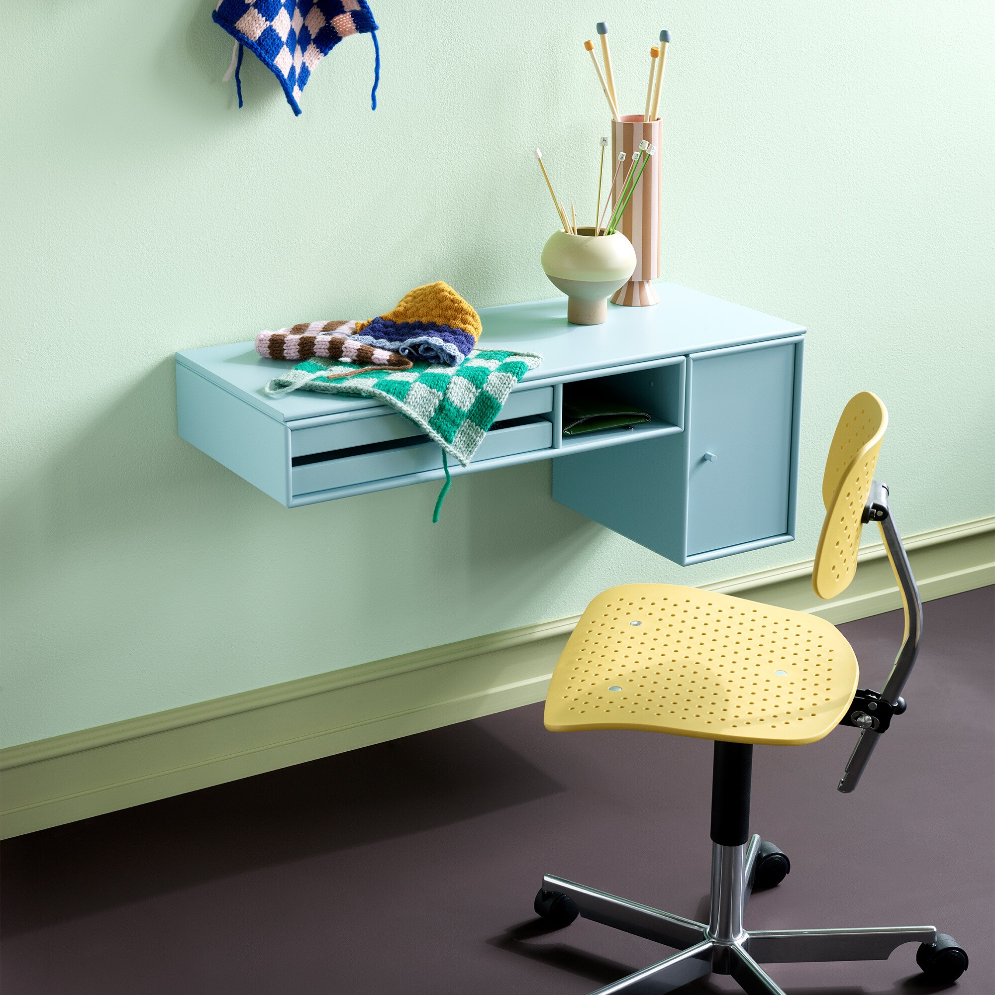 Bureau Wall Console