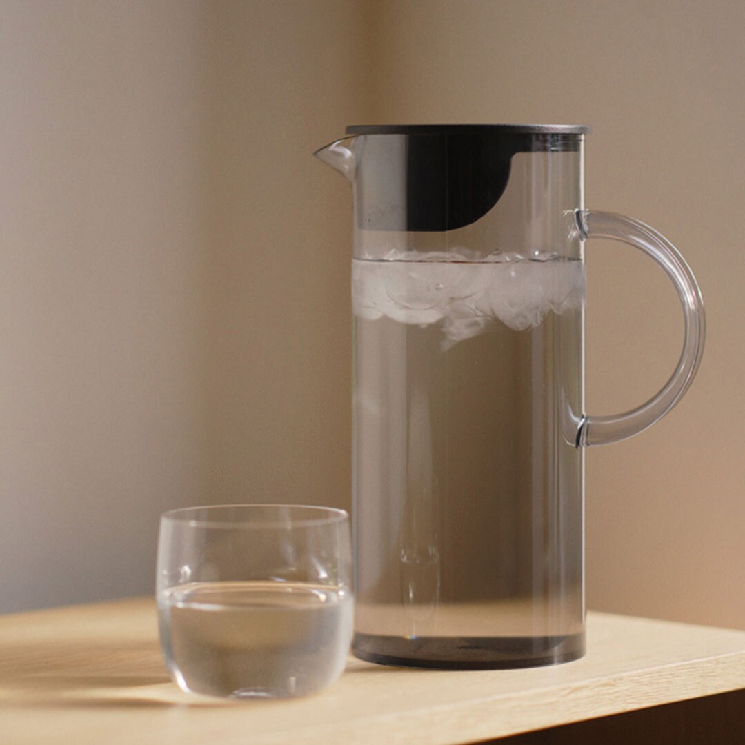 EM77 Water Jug With Lid